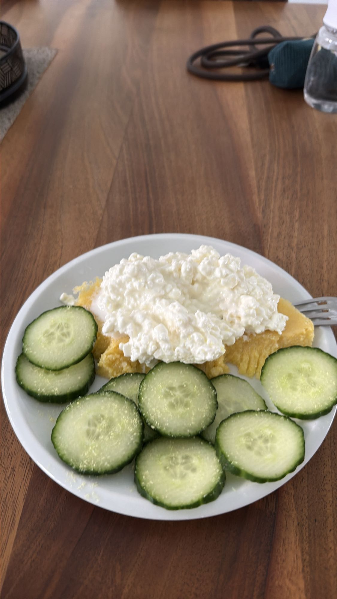 Omelett mit Hüttenkäse