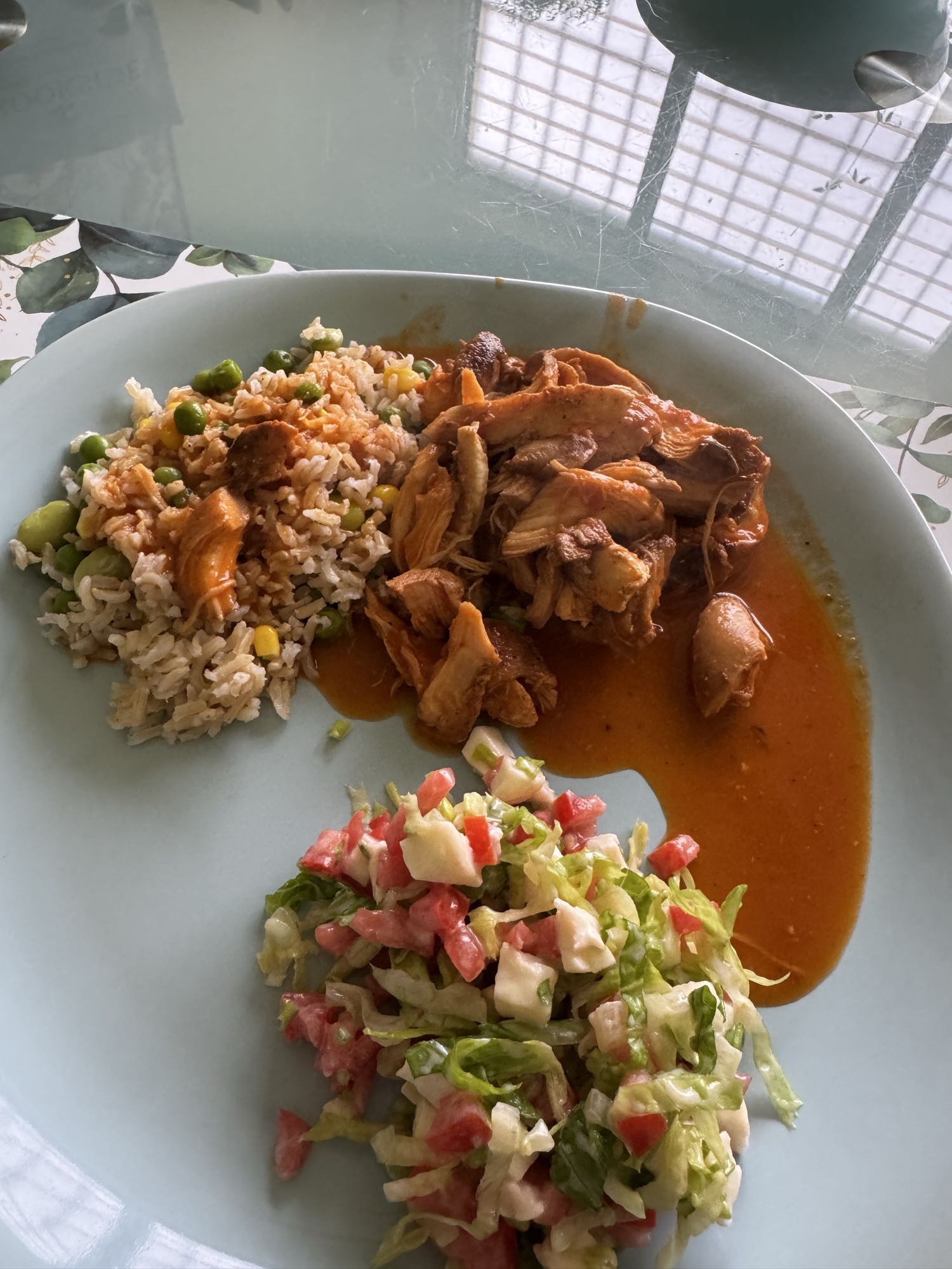 pollo guisado con arroz