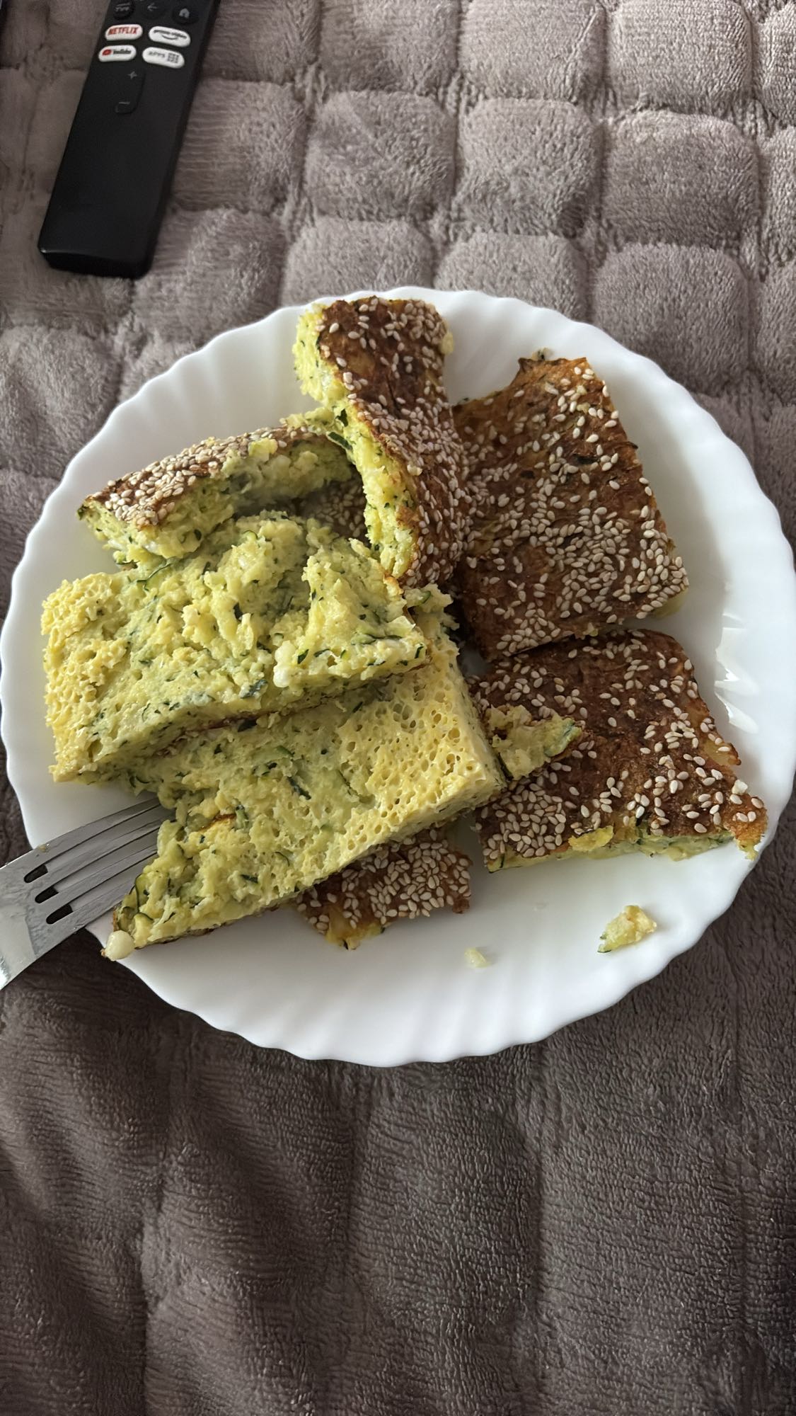 Squash- og eggkake
