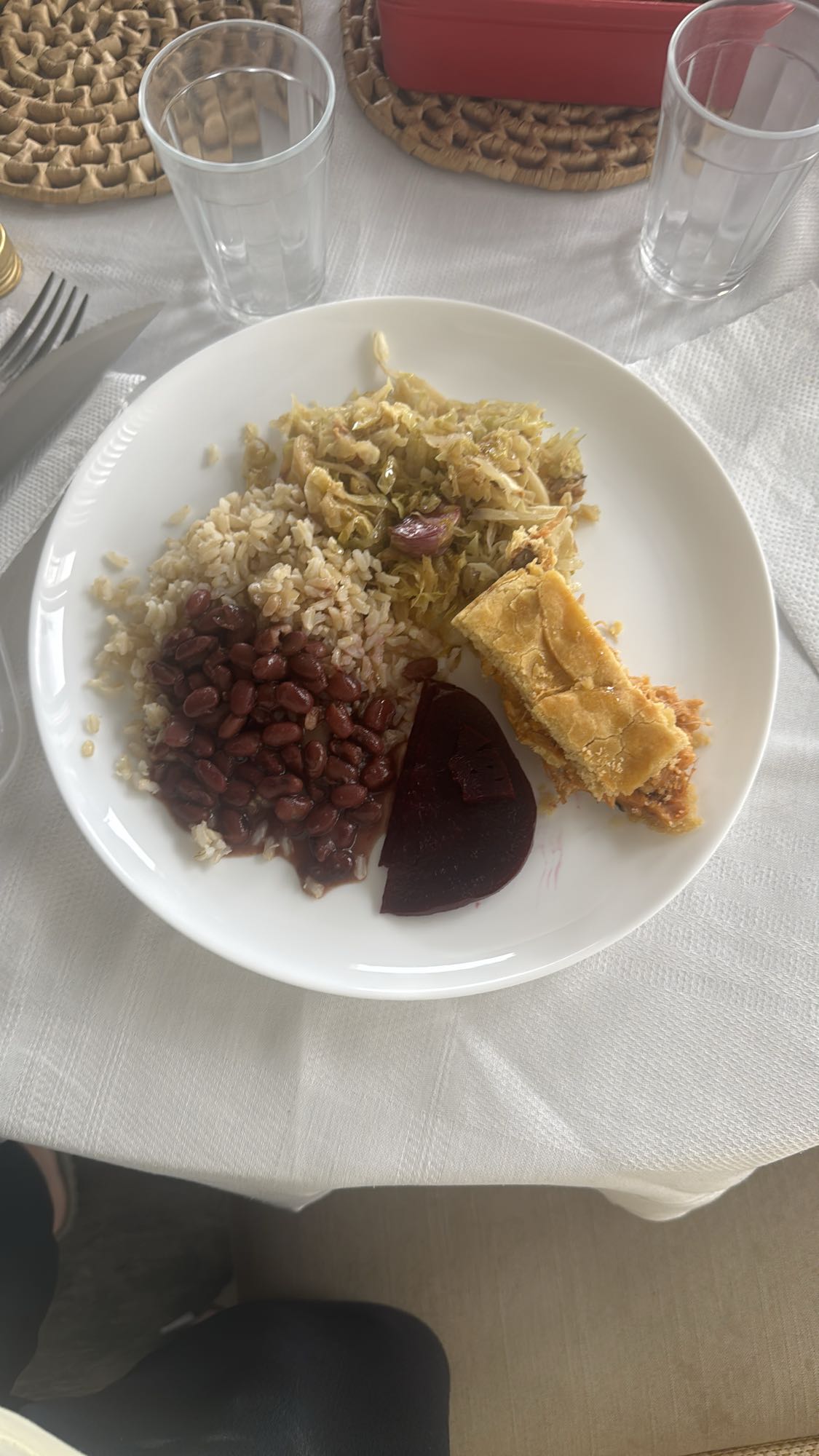 Arroz feijão e torta
