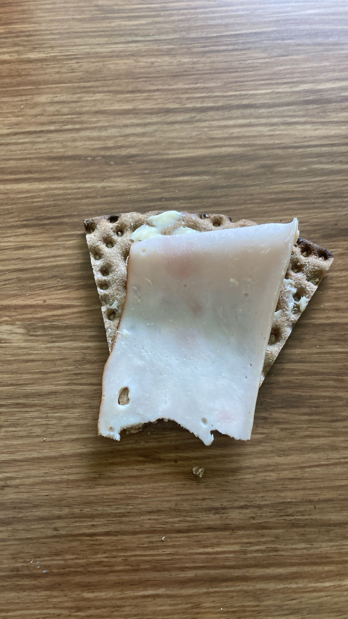 Knäcke med kalkon