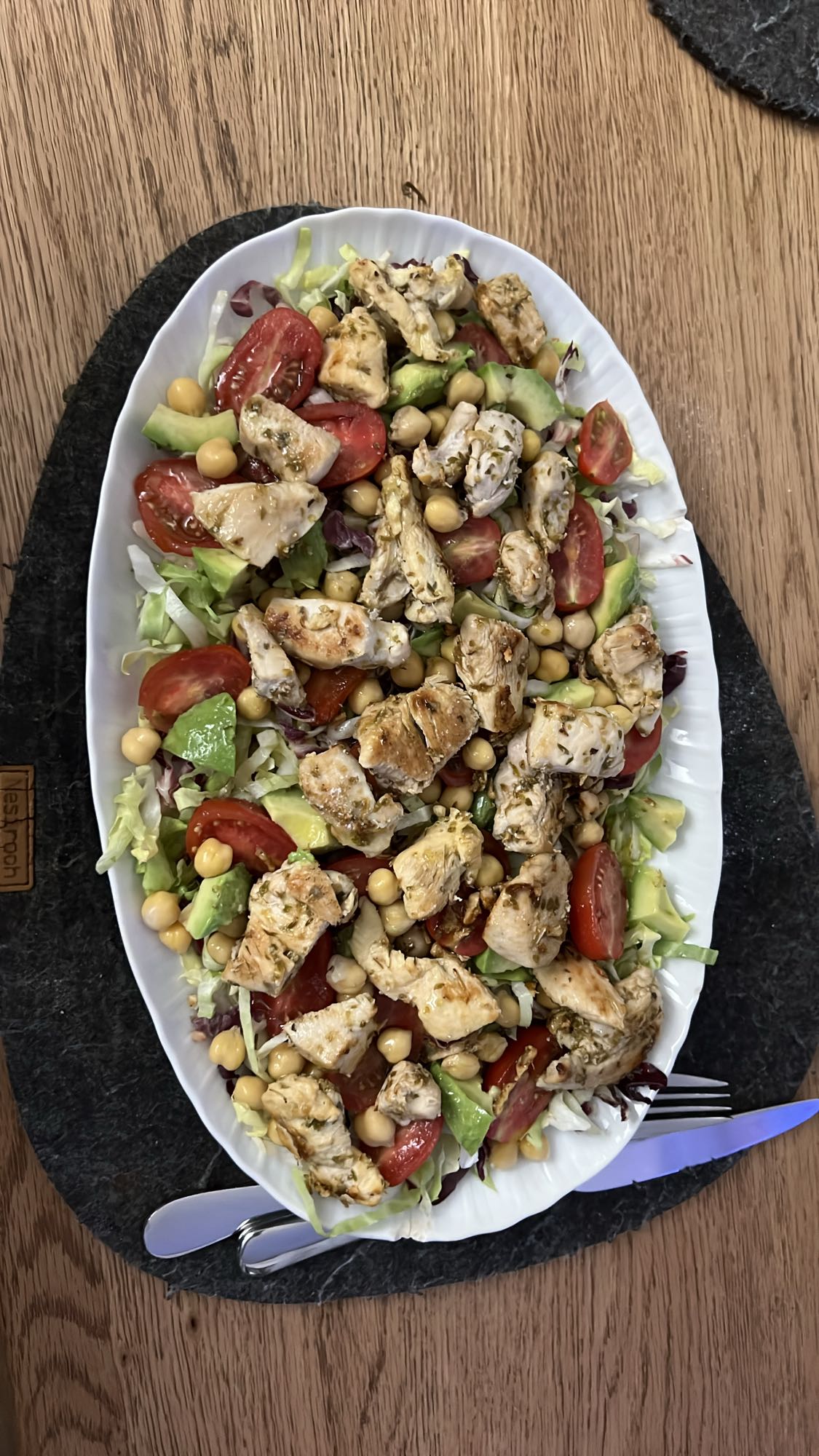 Insalata pollo e ceci