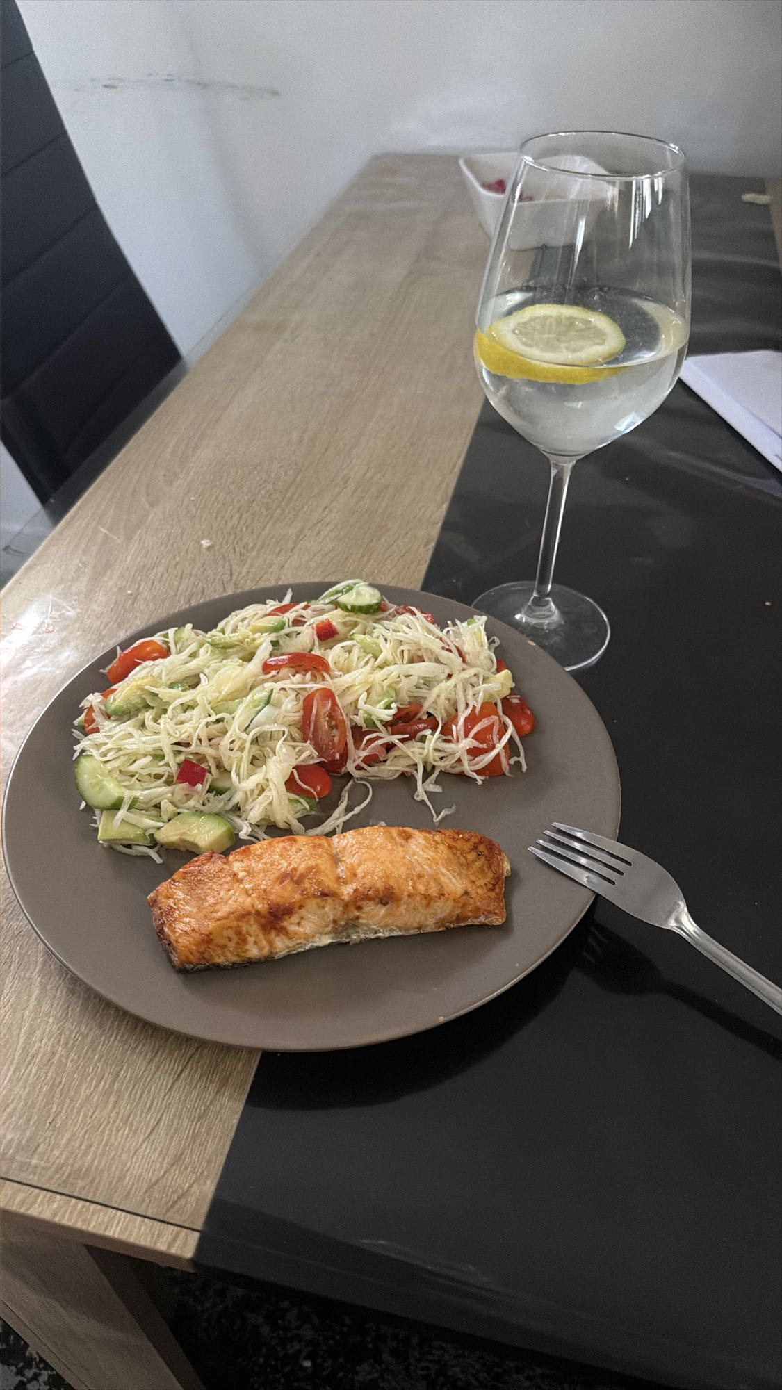 Somon cu salata