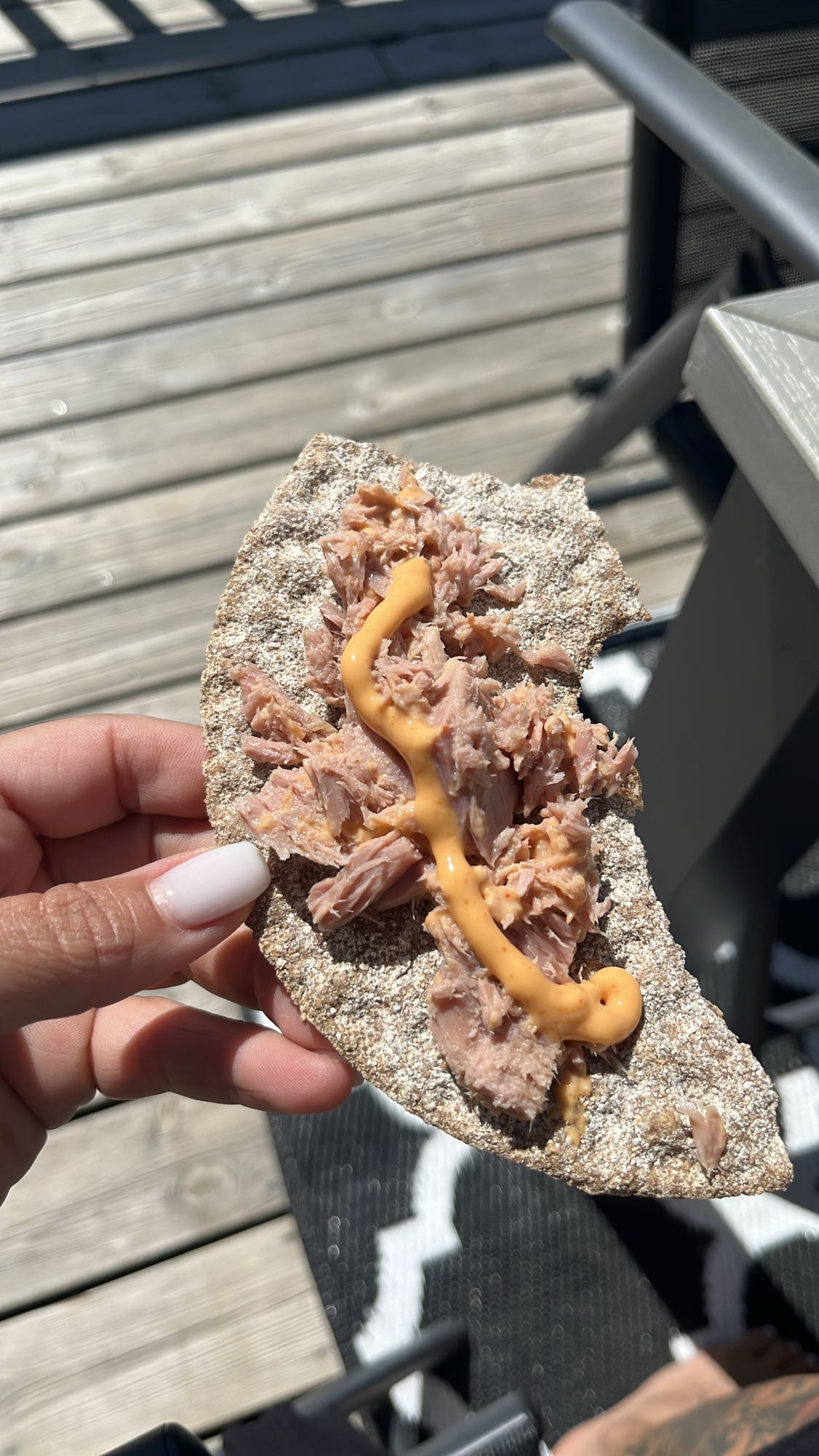 Knäckebröd med tonfisk