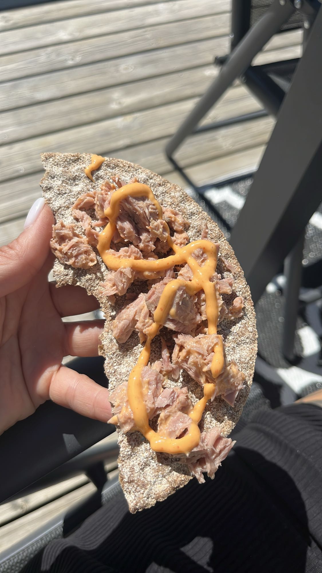 Knäckebröd med tonfisk