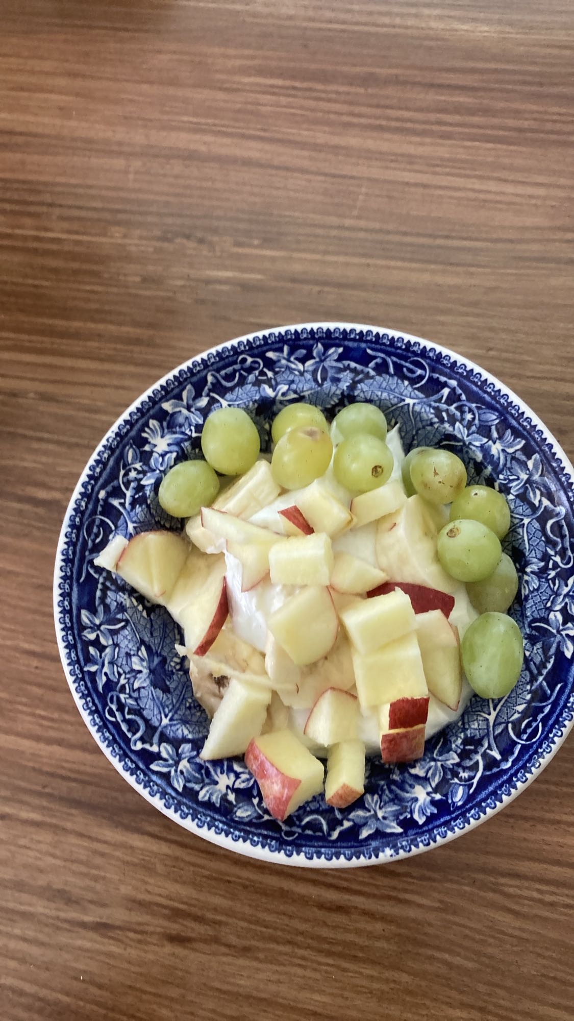 Fruktsallad med yoghurt