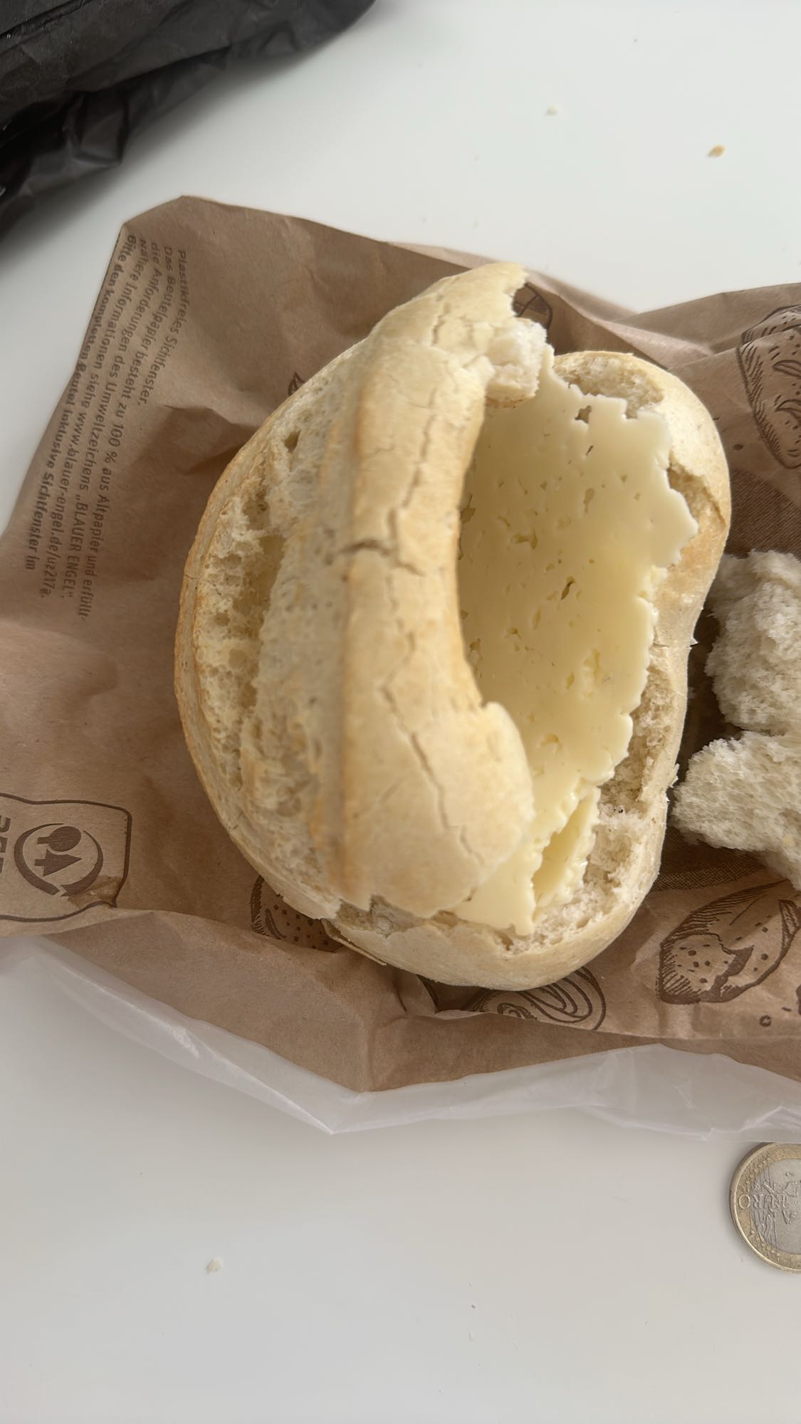 Peynirli beyaz ekmek