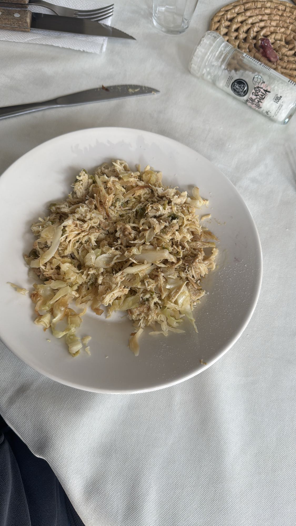 Frango desfiado com repolho
