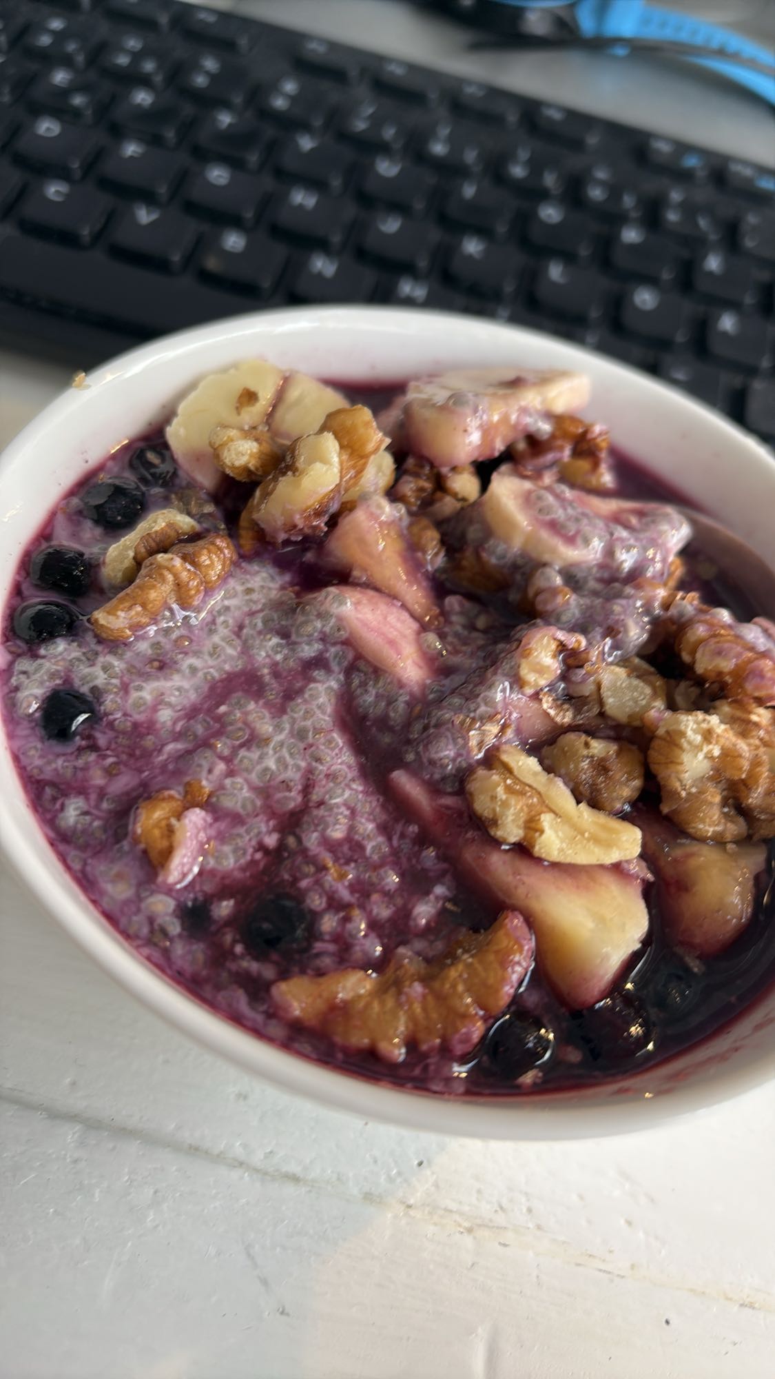 Chiapudding med bär