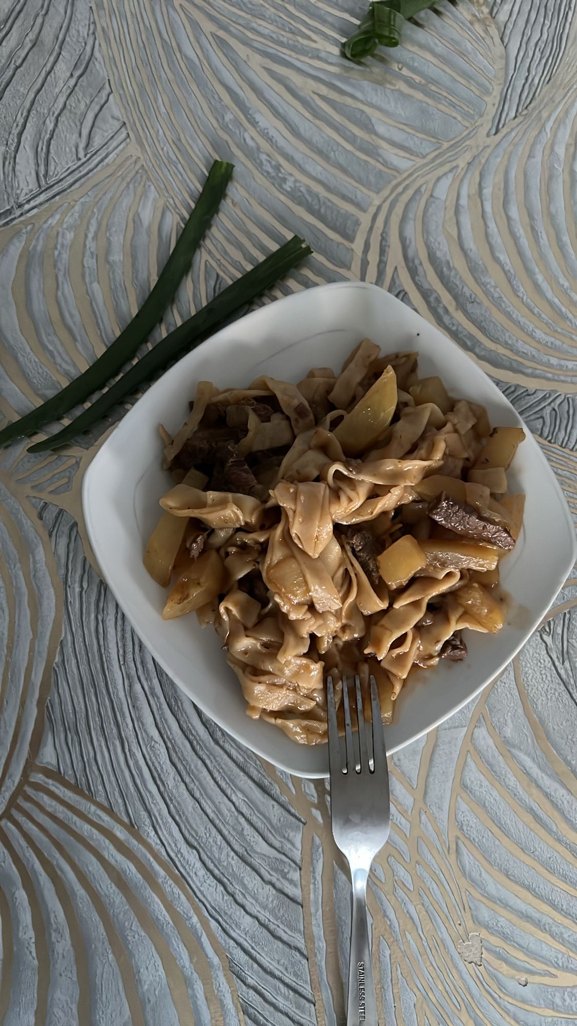 Лапша с говядиной