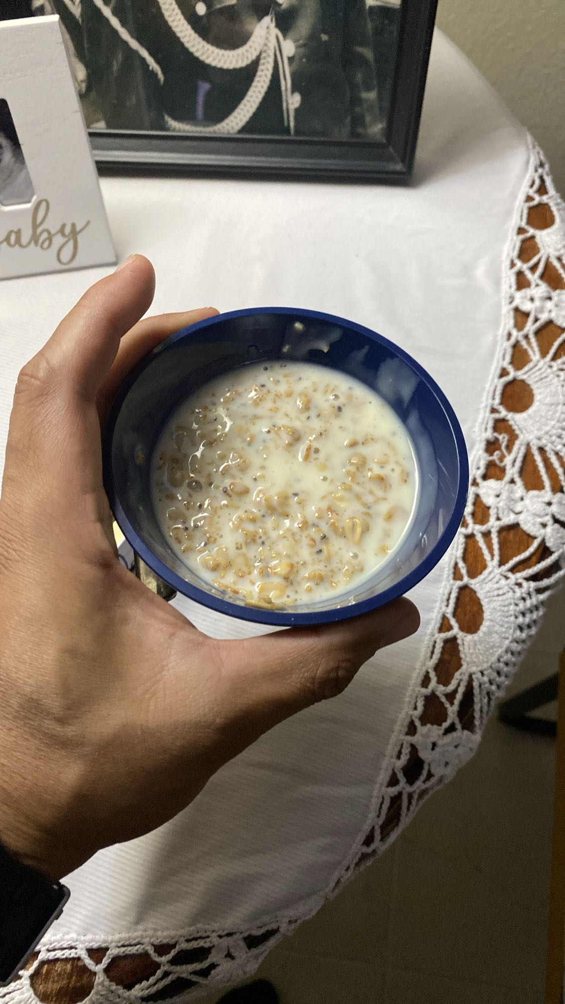 granola con yogurt de piña