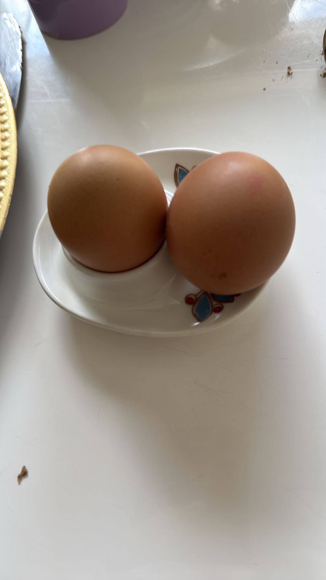 Twee gekookte eieren