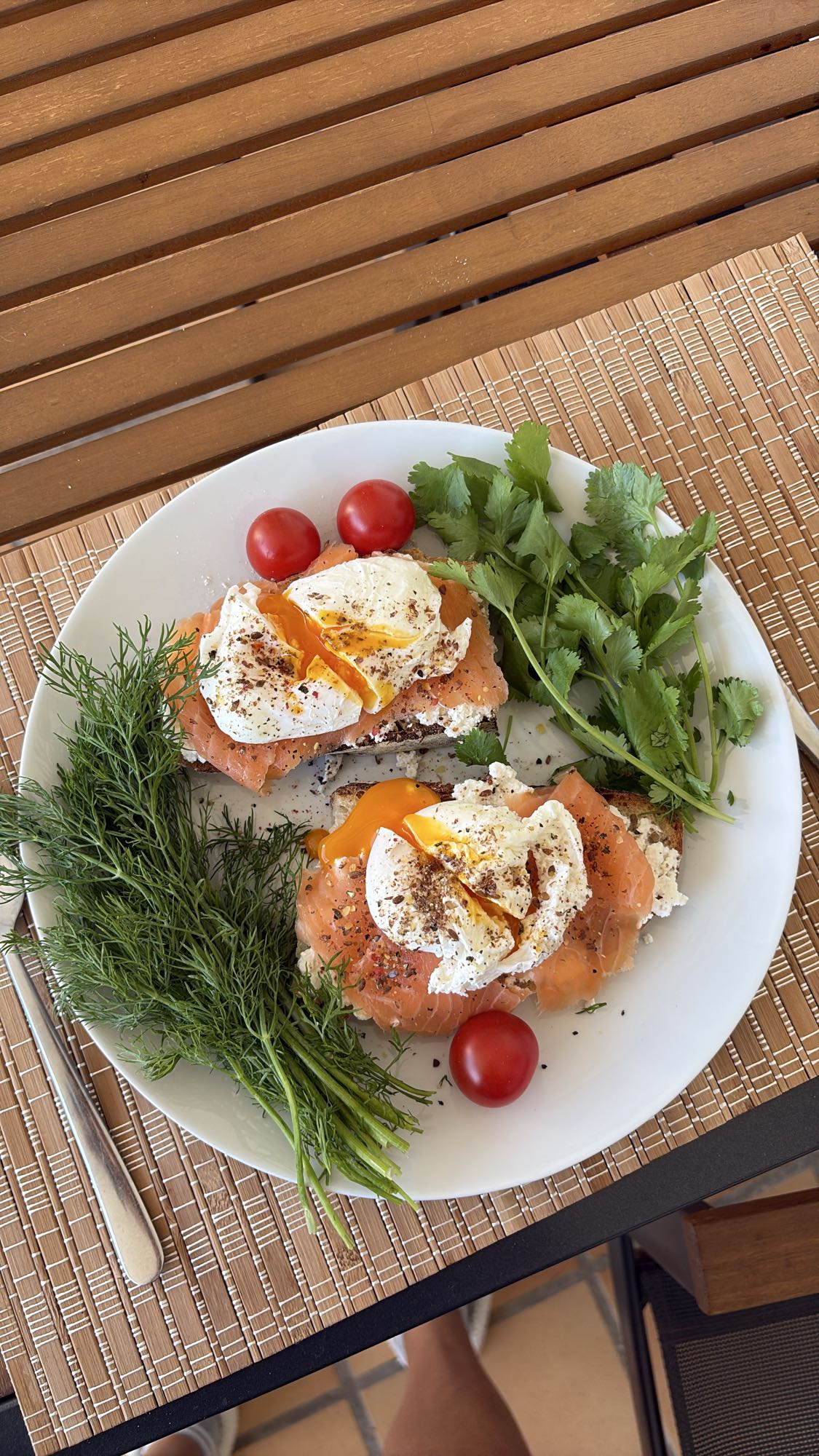 Salmon Egg Toasts