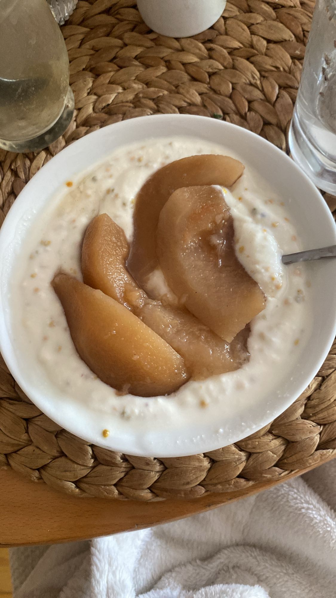 Jogurt z gruszką