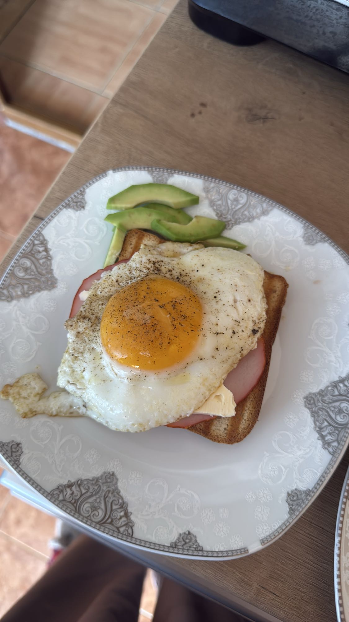 Egg Toast with Avocado