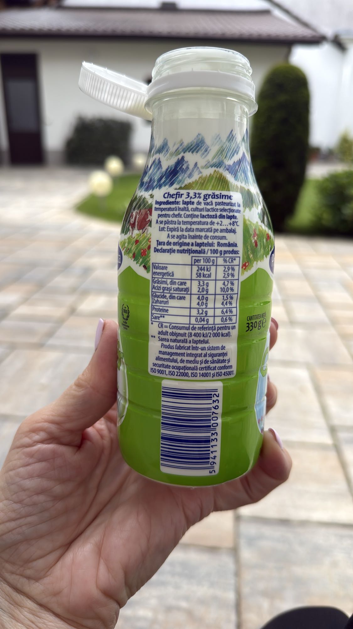 Chefir 3,3% grăsime