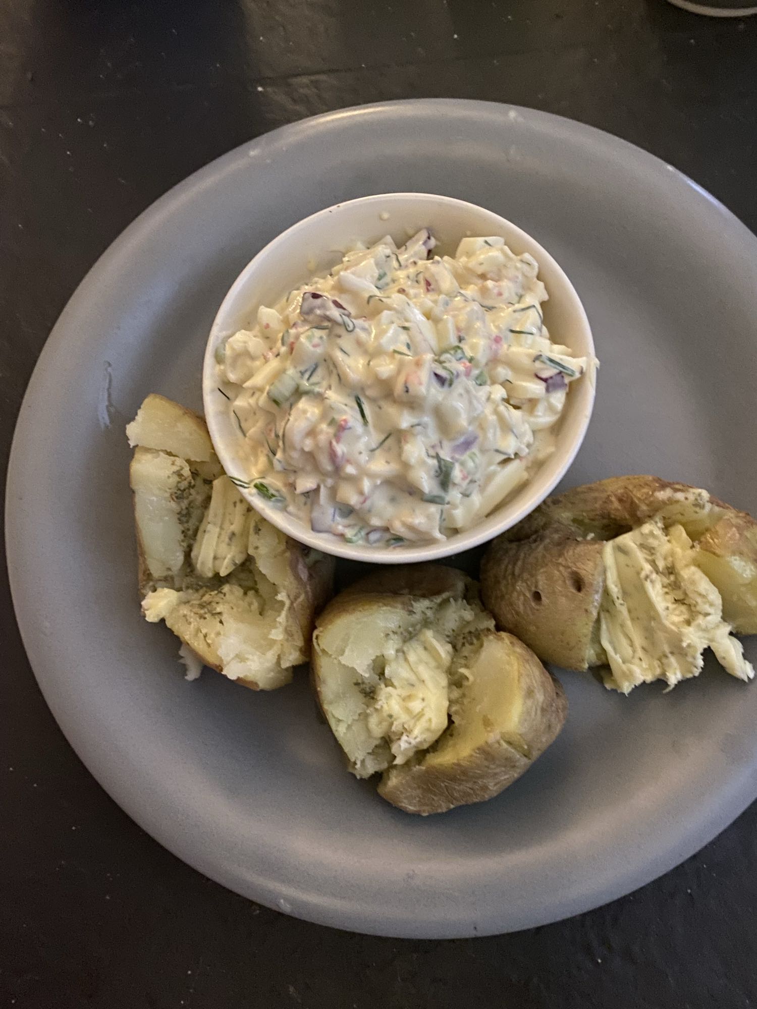 Bakpotatis med röra