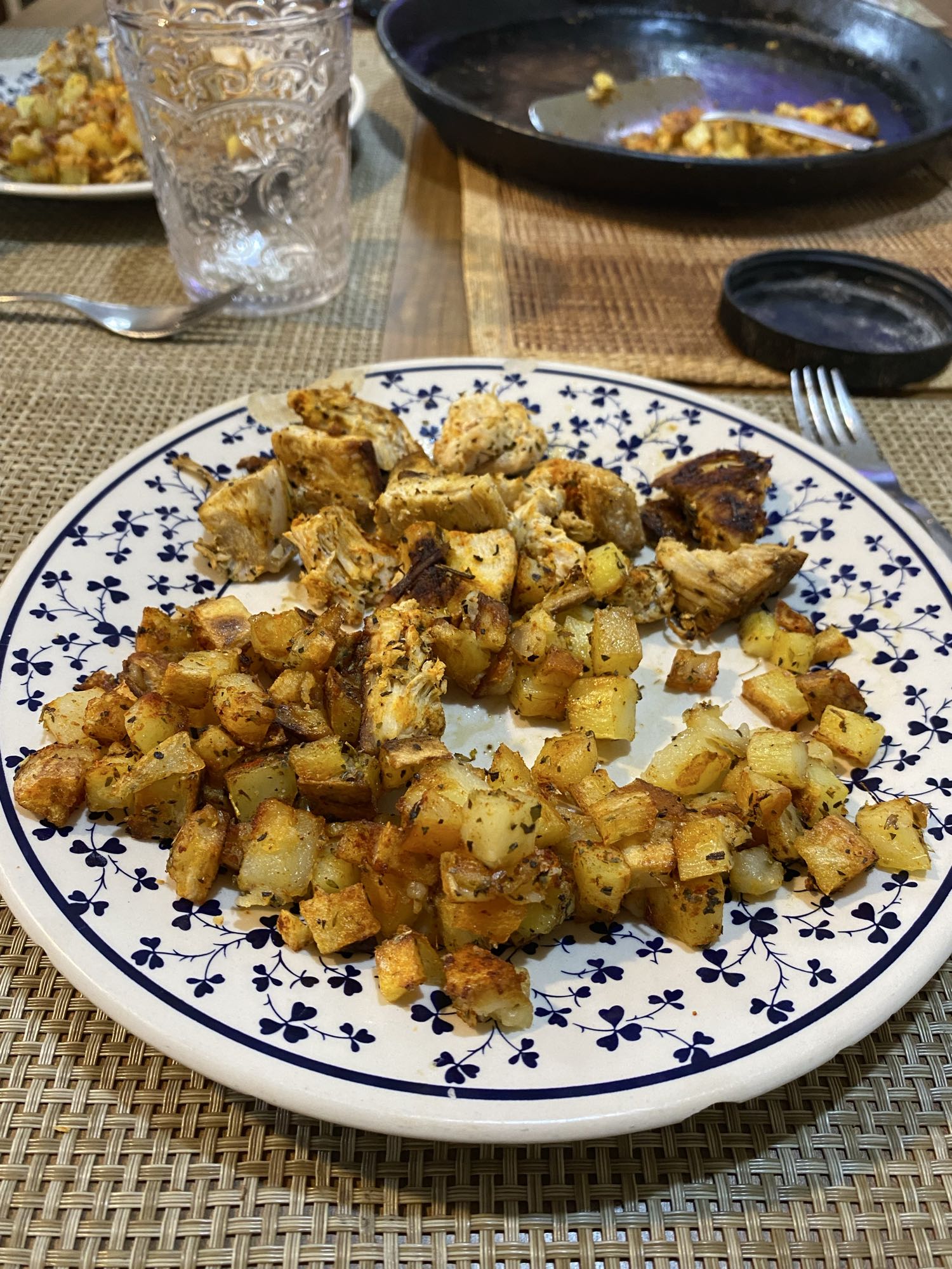 pollo con papas asadas