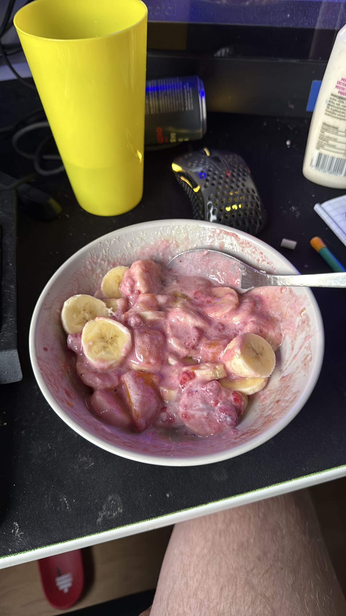 Fruktskål med yoghurt