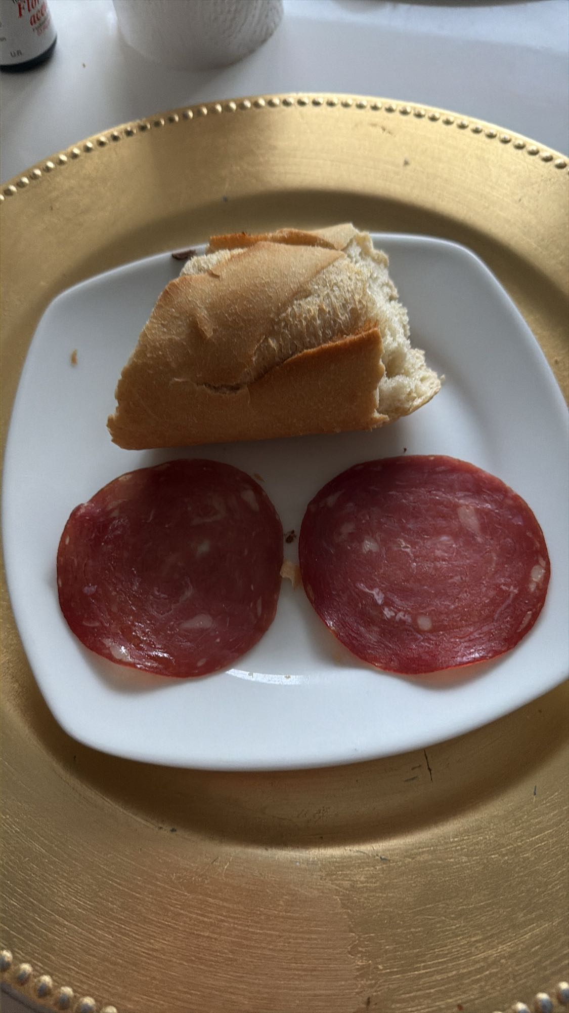 Broodje met salami