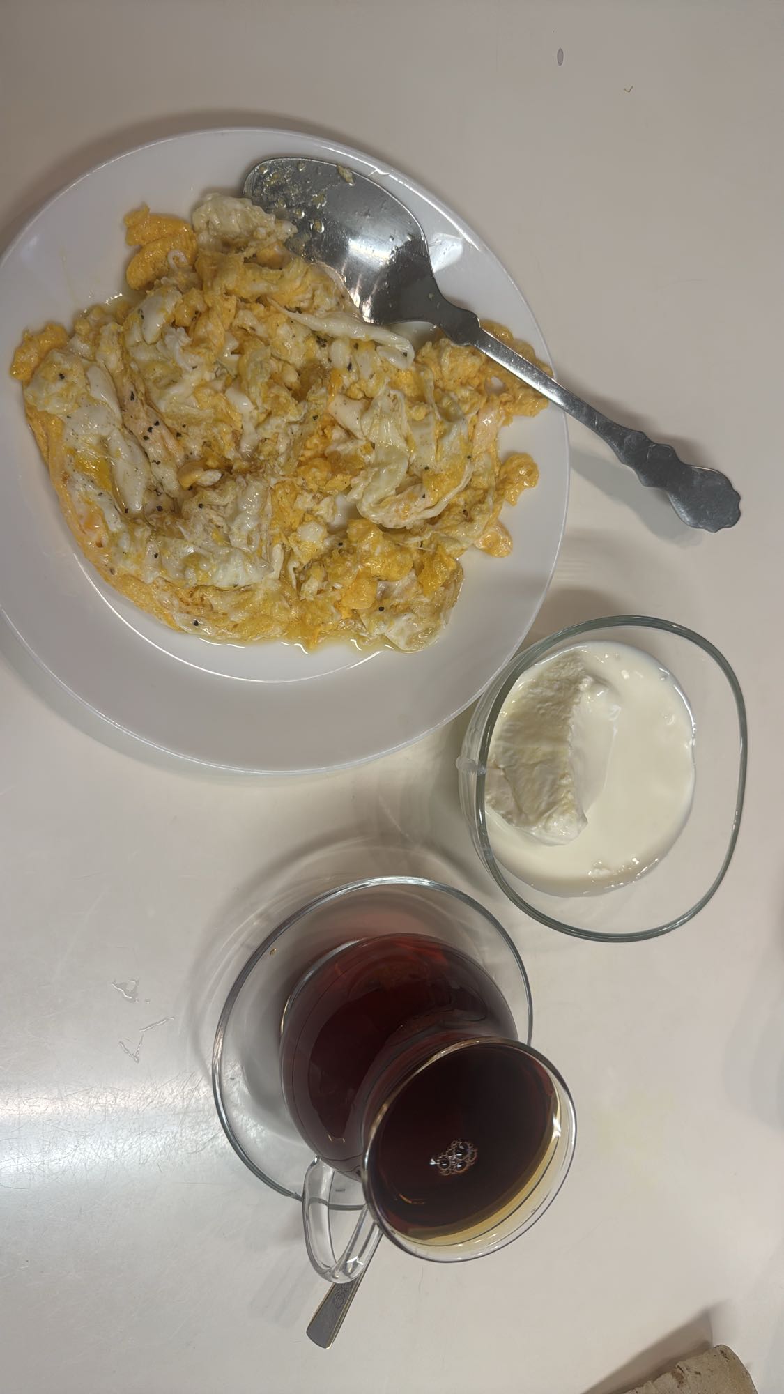 Äggröra med yoghurt