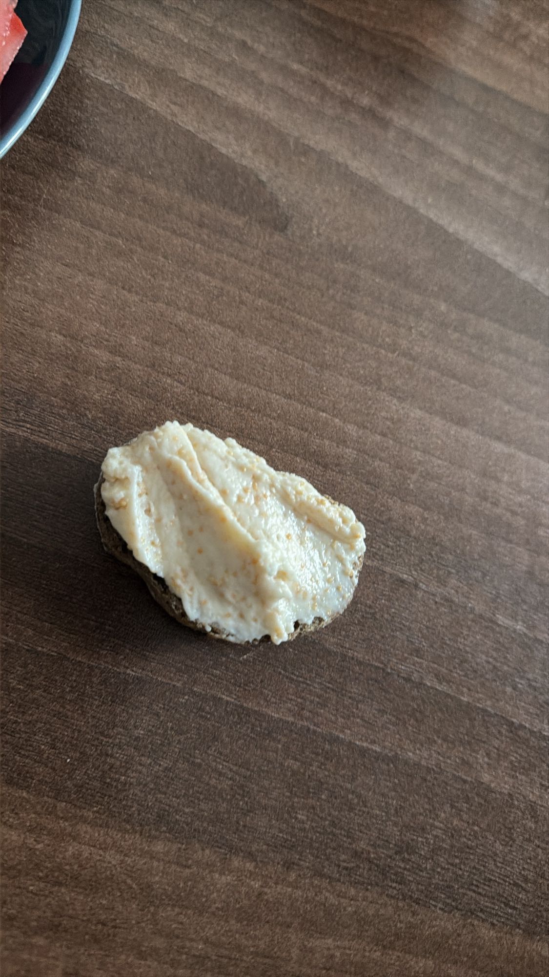 Tartină cu icre de crap