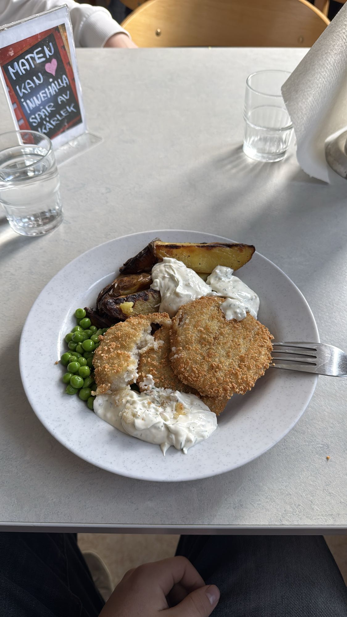 Panerad fisk med potatis
