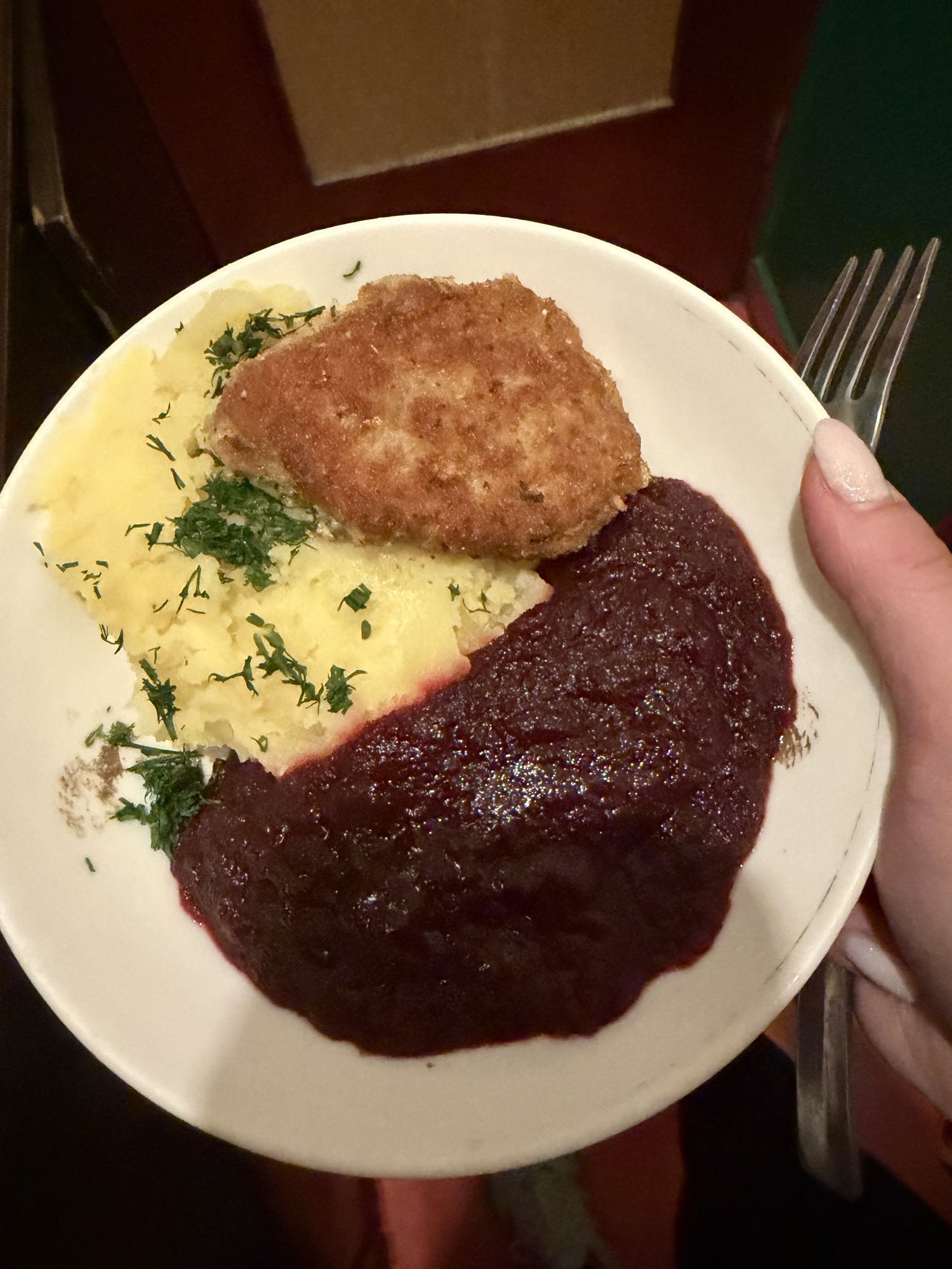 Kotlet z puree i buraczkami