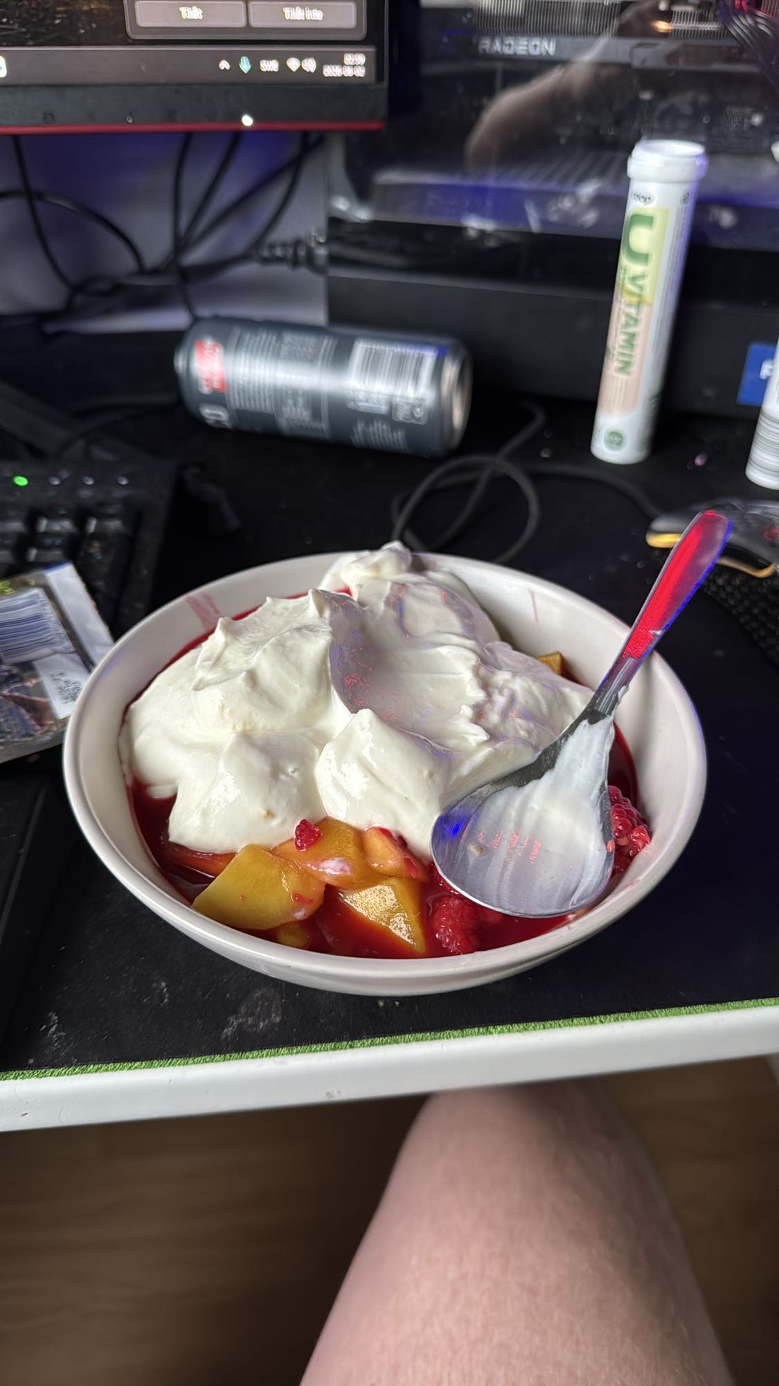 Yoghurt med frukt
