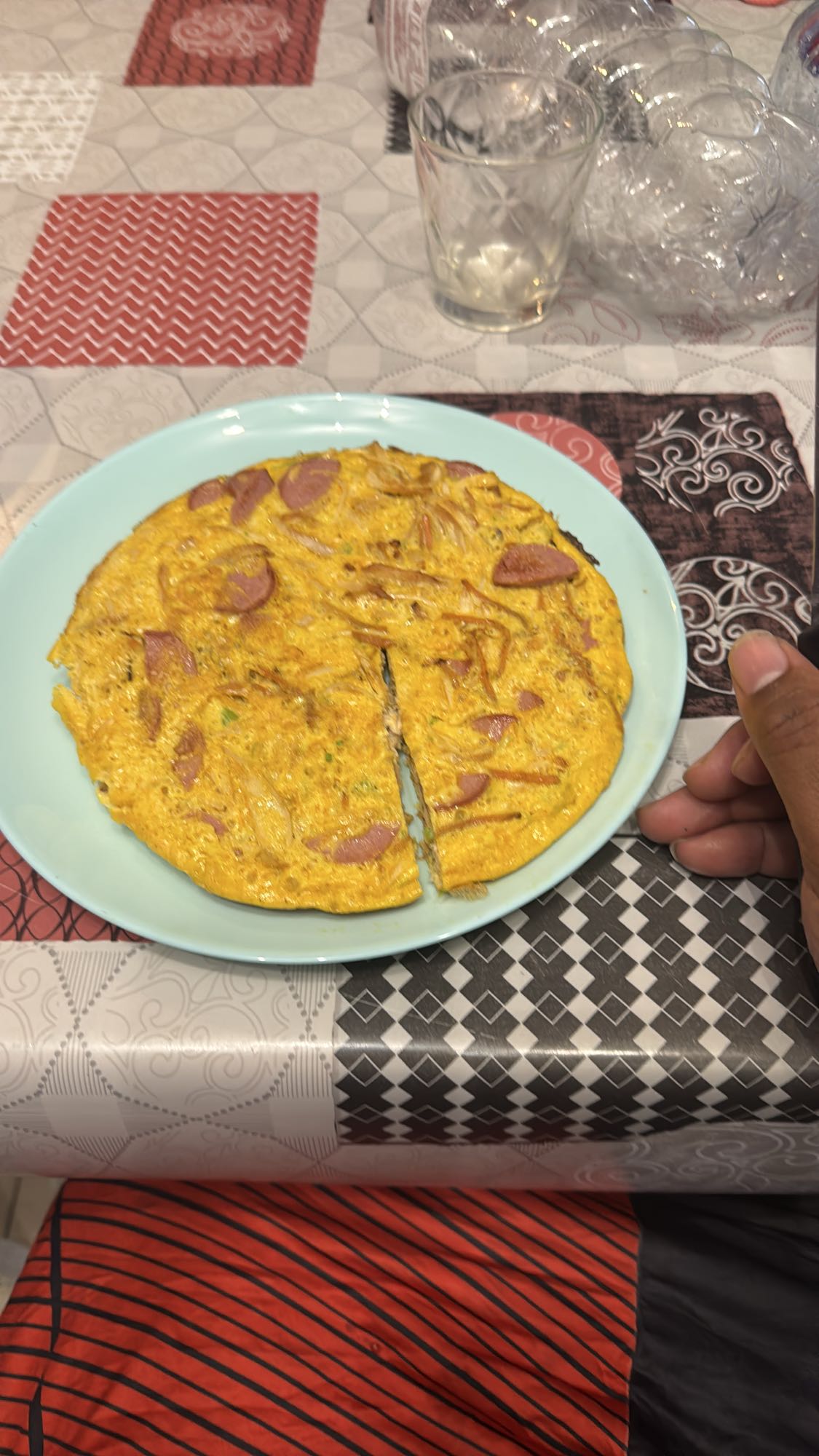 Omelette con salsiccia