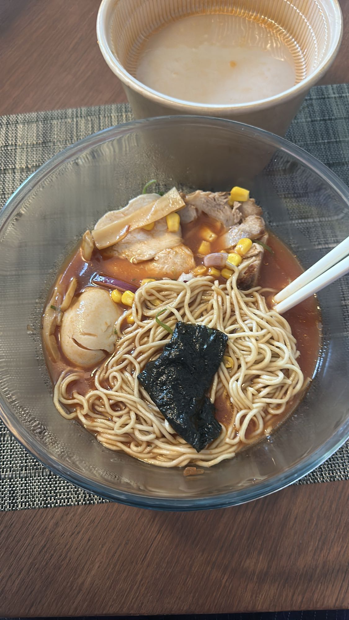 Ramen au porc et œuf