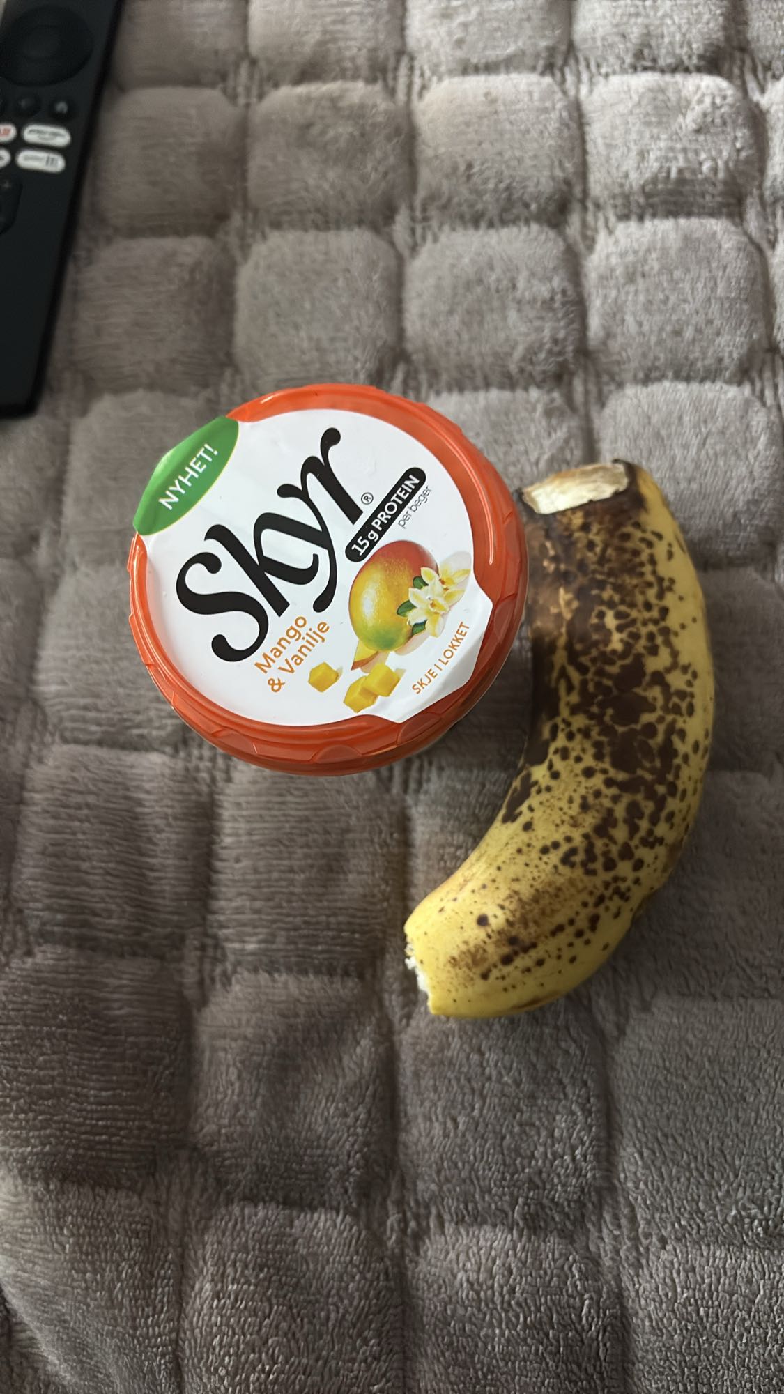 Skyr med banan