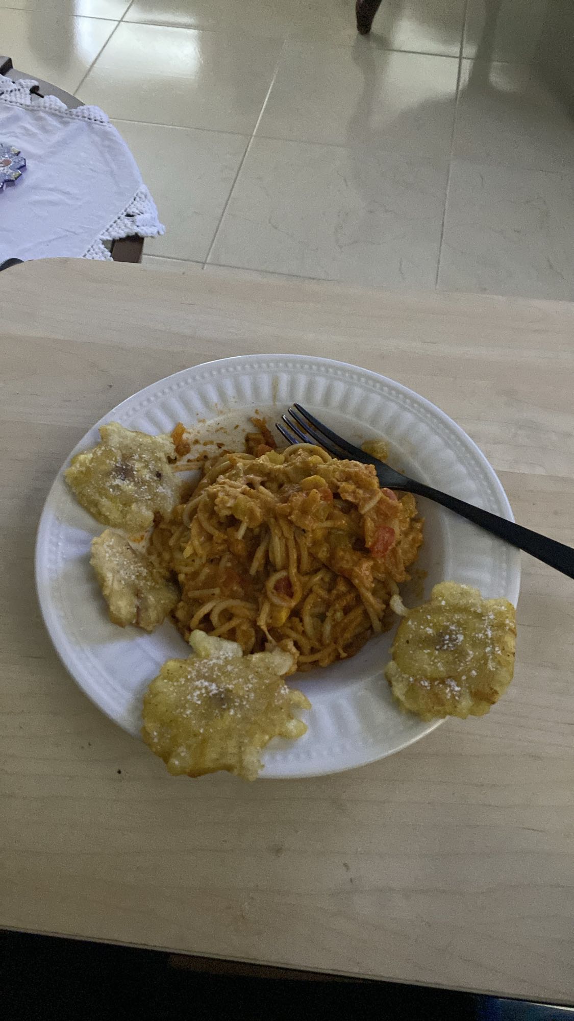 Espagueti con patacones