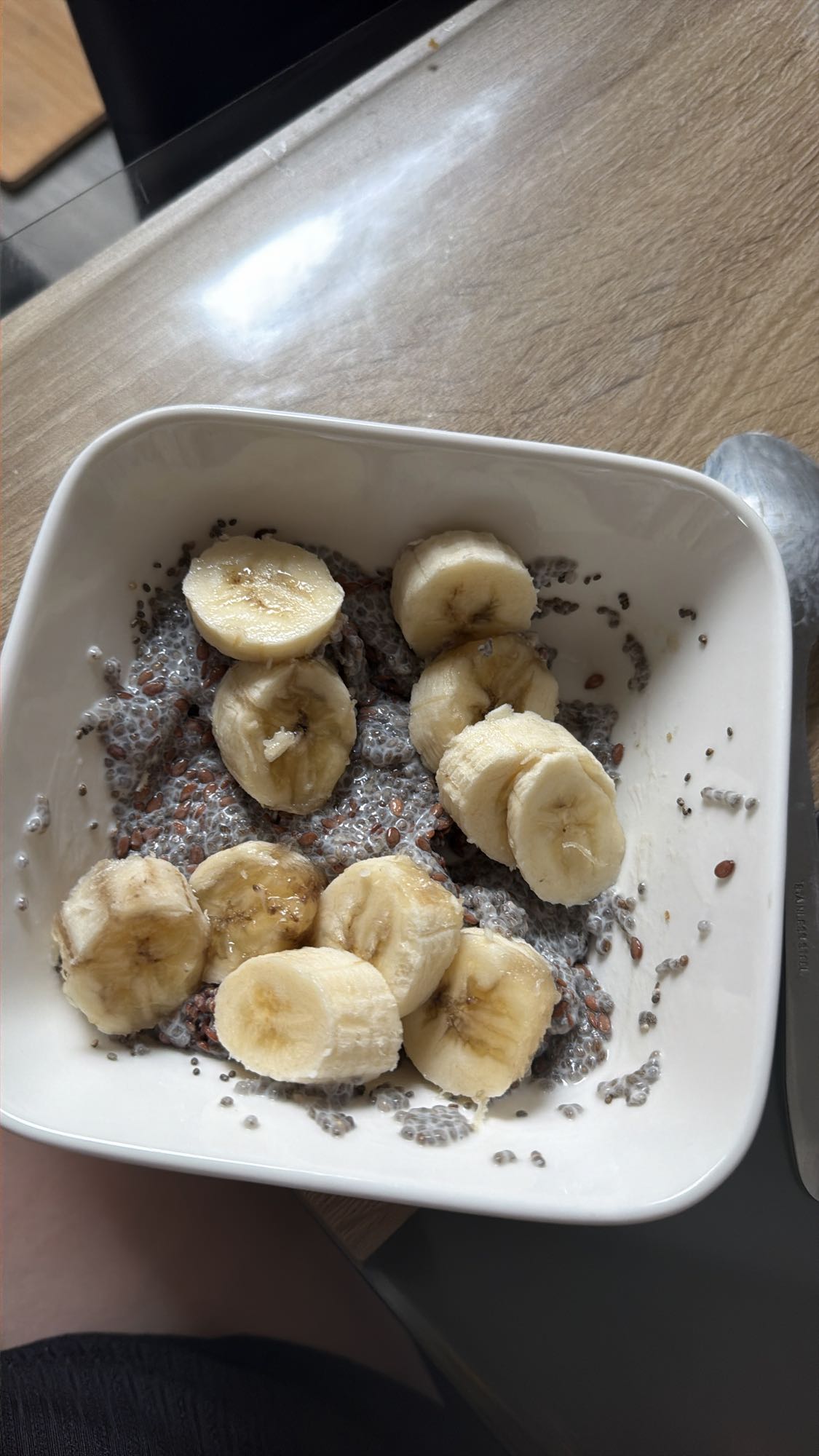 Budincă chia cu banană
