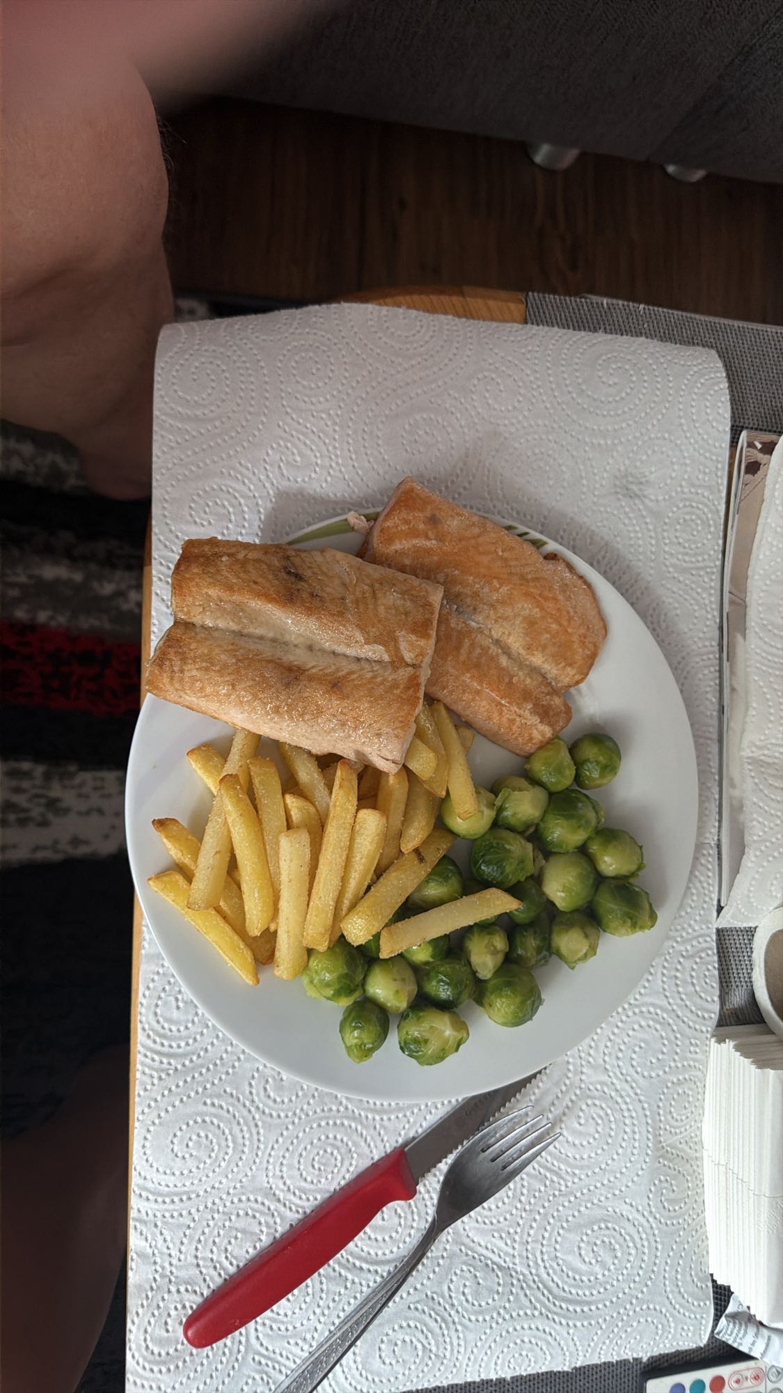 Lachs mit Pommes