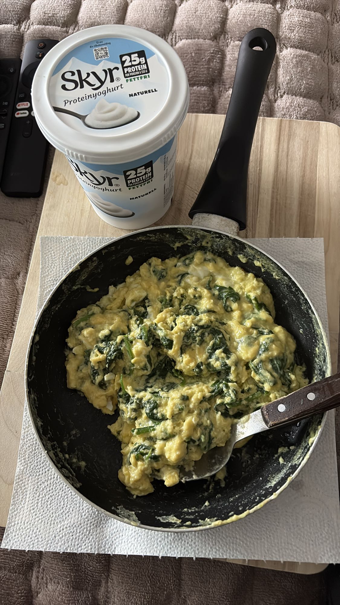 Eggerøre med spinat