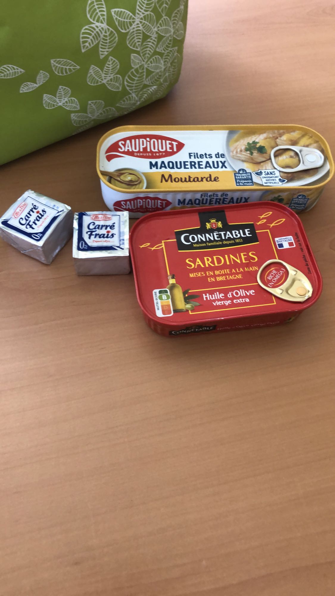 Poissons en conserve