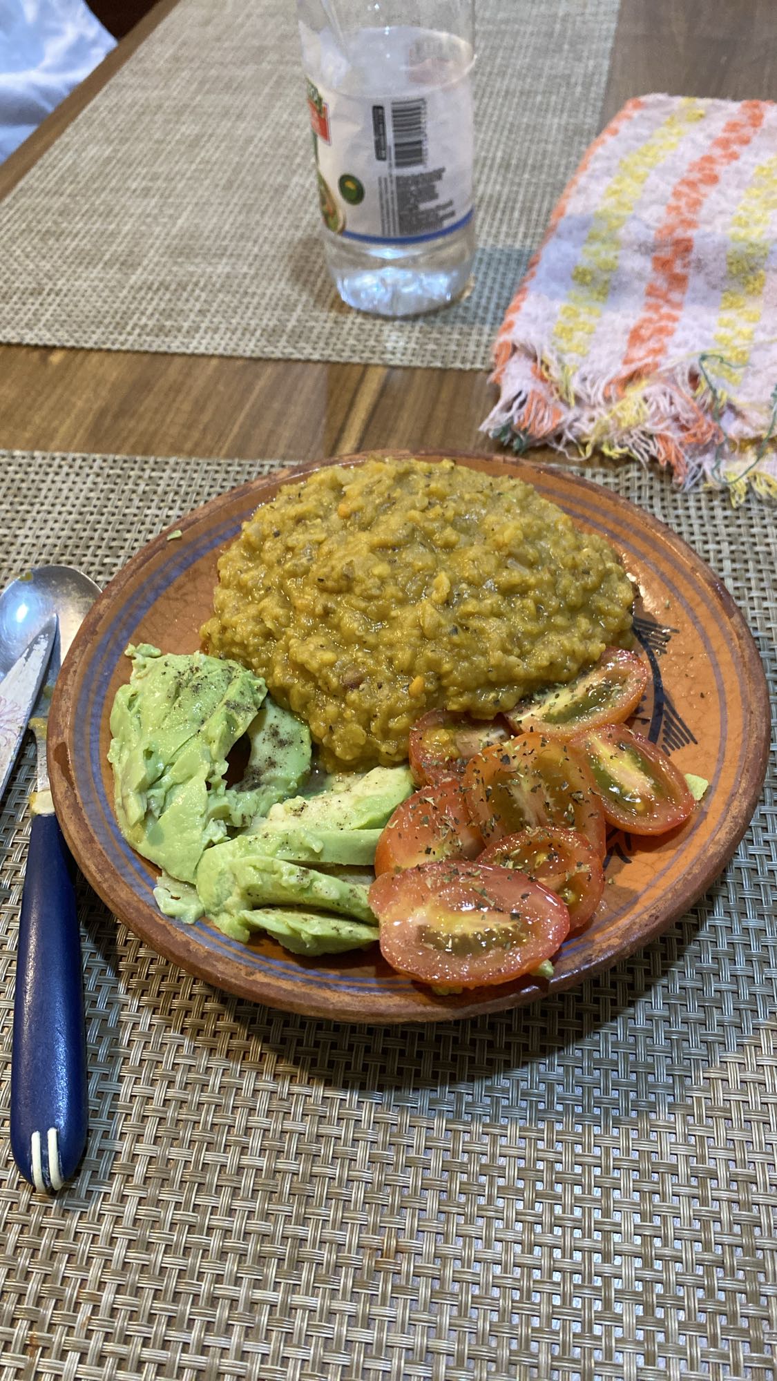 guiso con aguacate