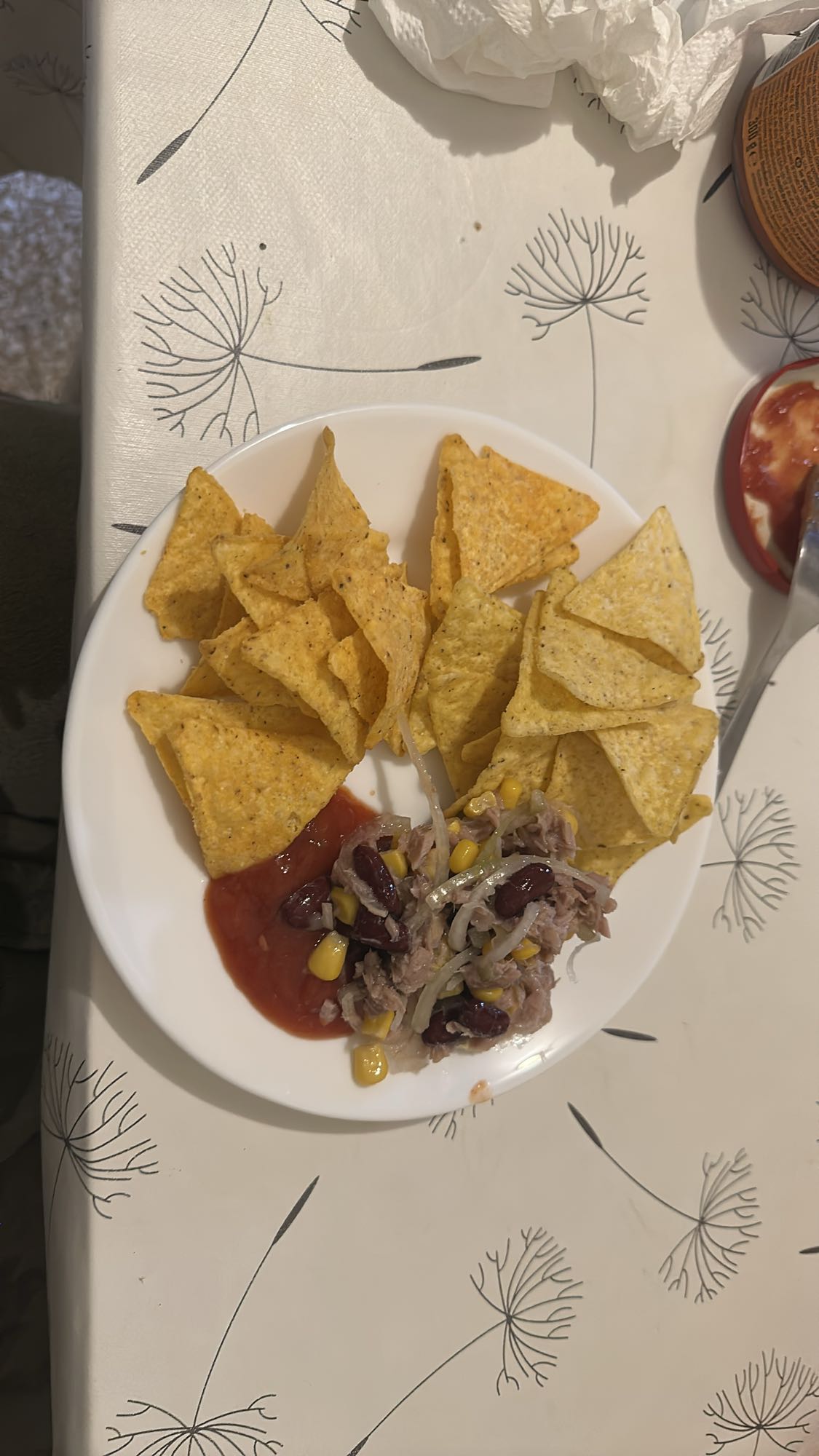 Nachos with Tuna Mix