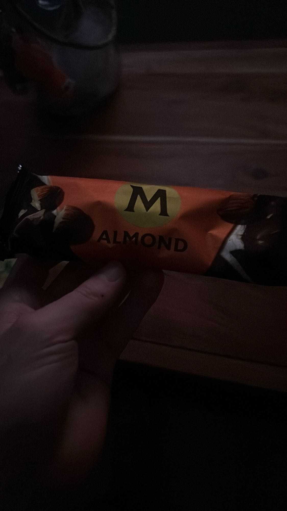 Barre amande chocolat