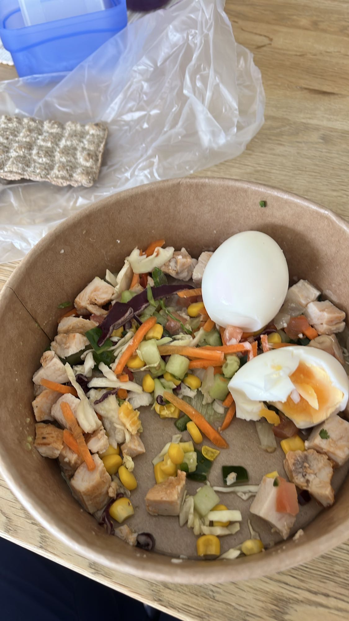Kycklingsallad med ägg
