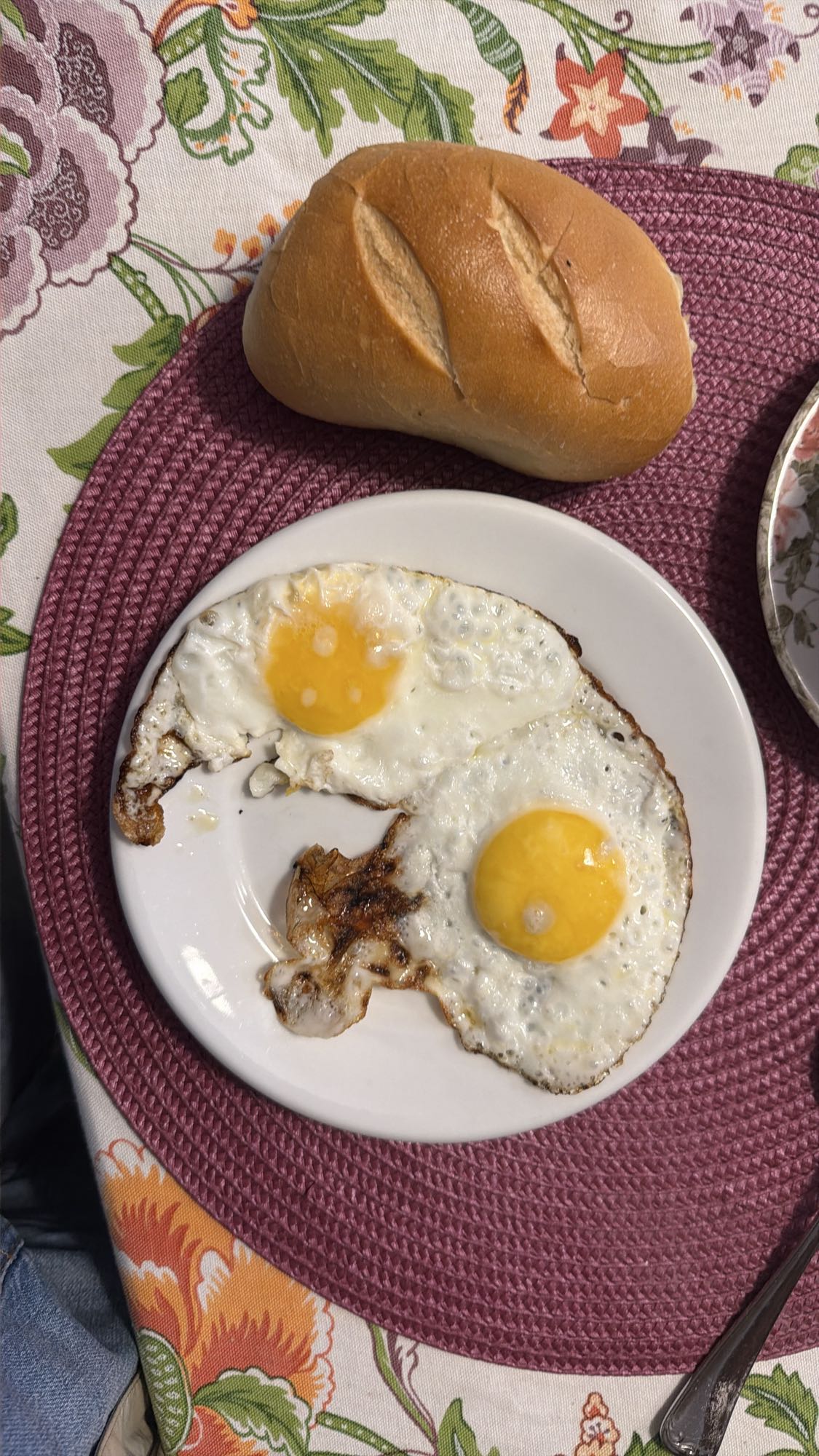 pão com ovos fritos