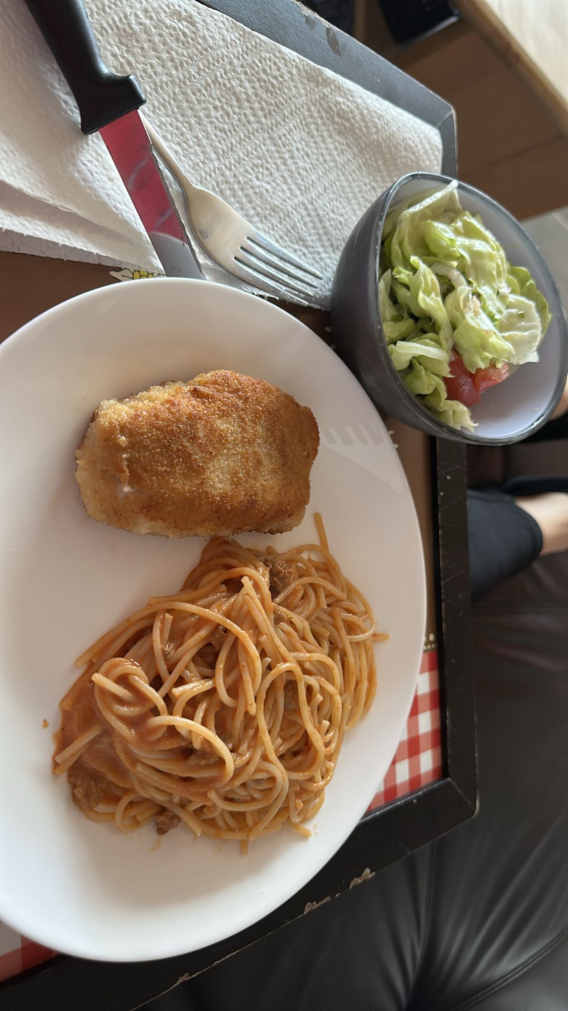 Paniertes Huhn mit Pasta