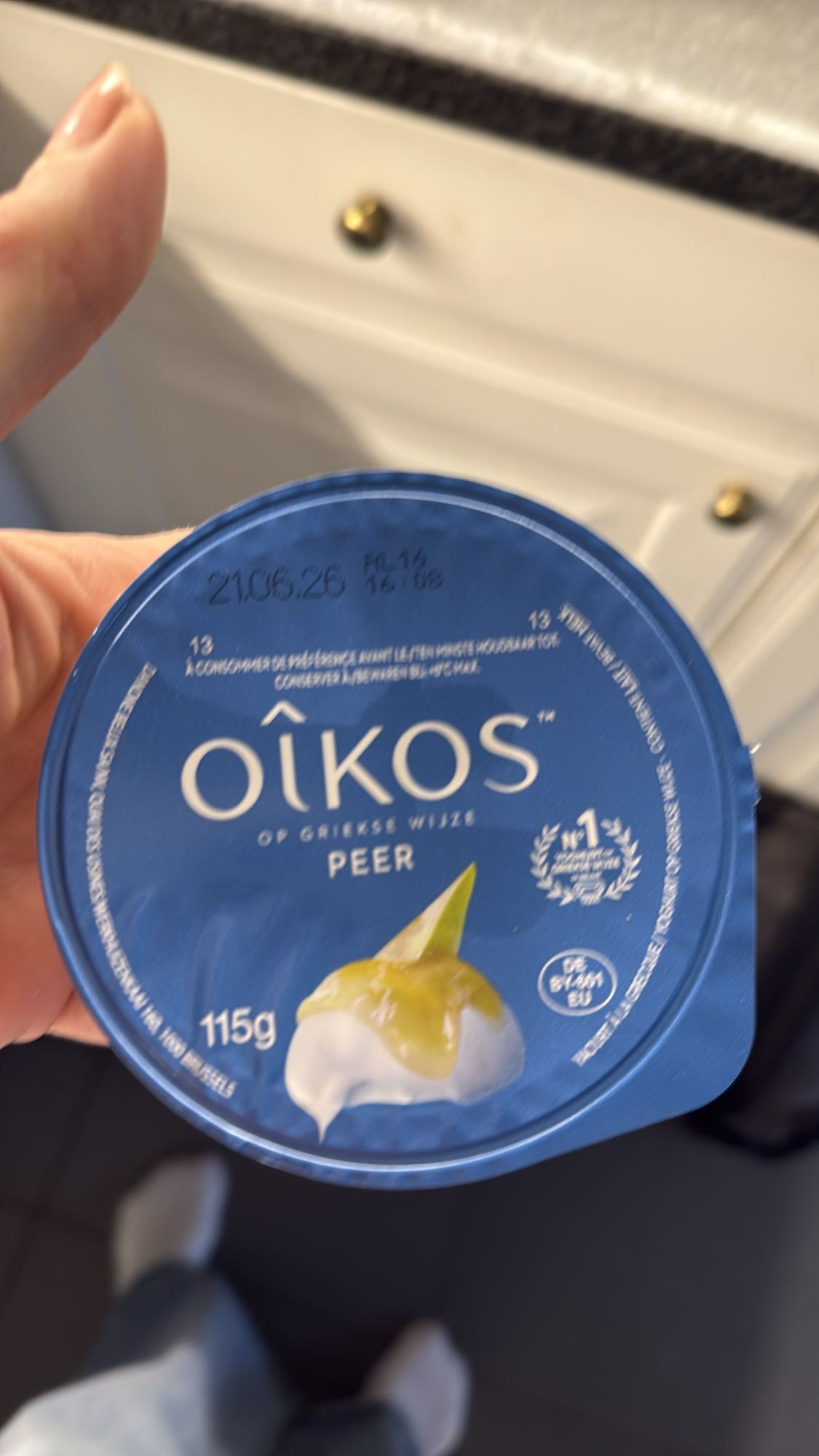 Oikos peer yoghurt