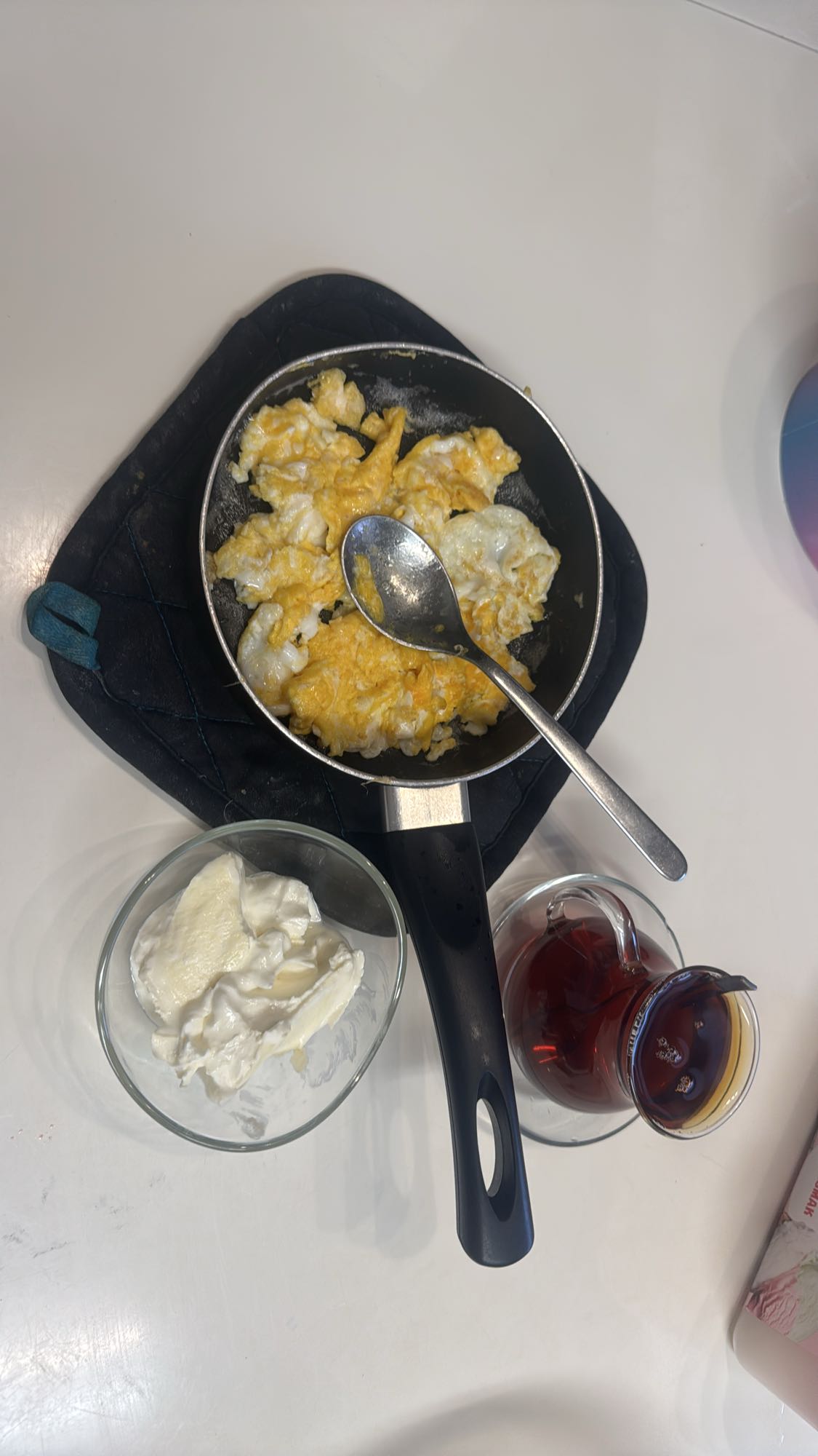 Äggröra med yoghurt