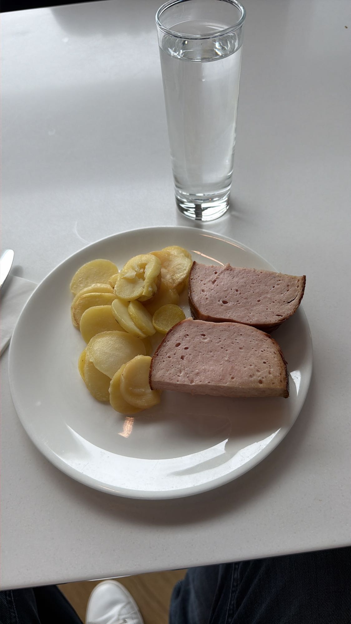 Kartoffeln mit Fleischwurst