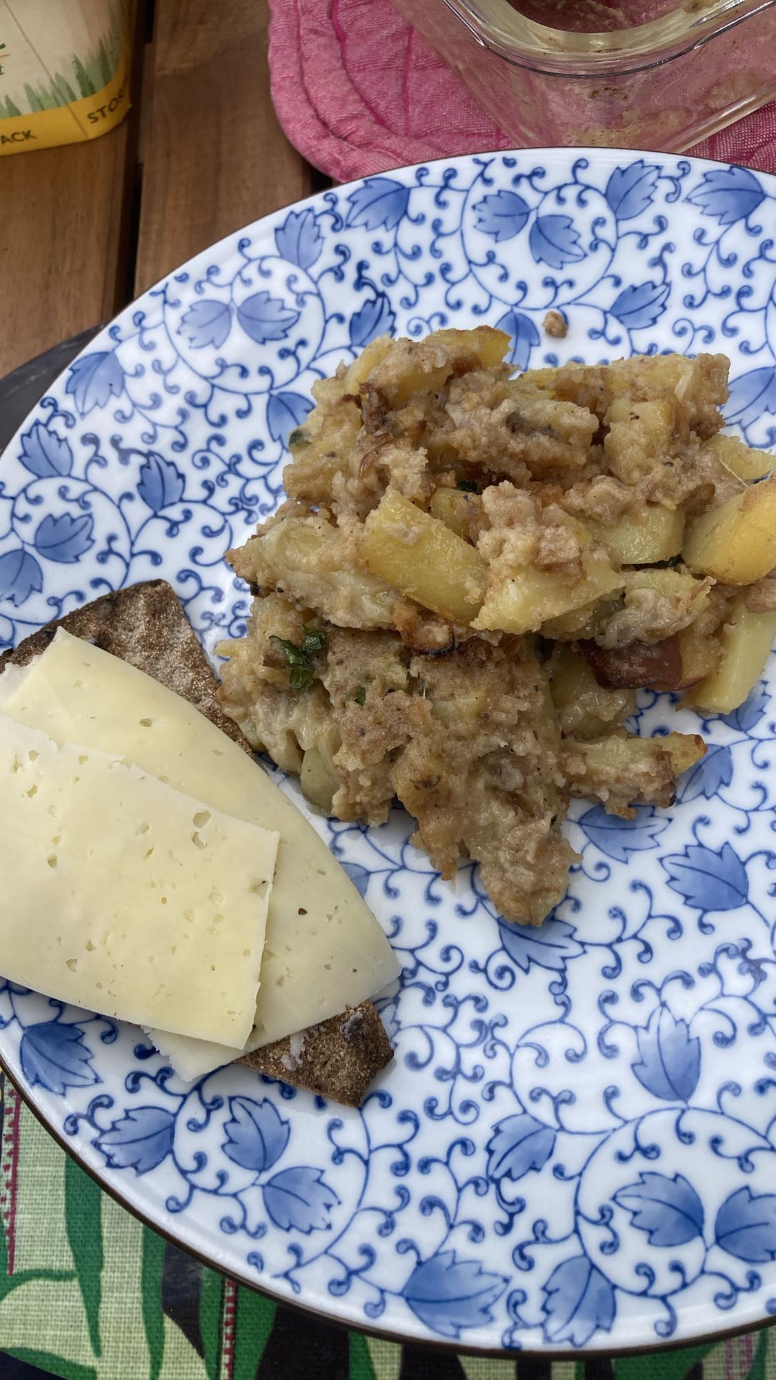 Potatisgratäng med ost
