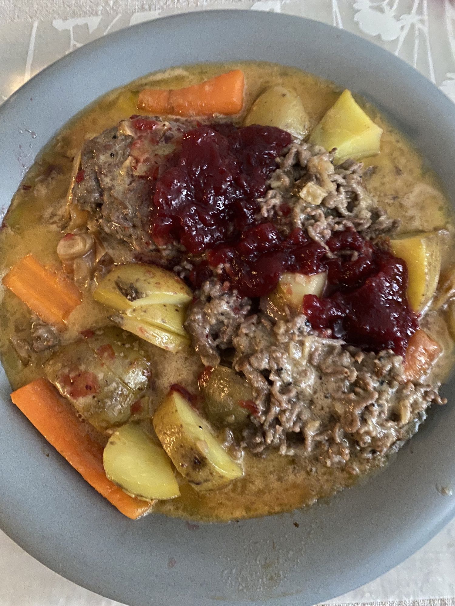 Köttfärslimpa med sås