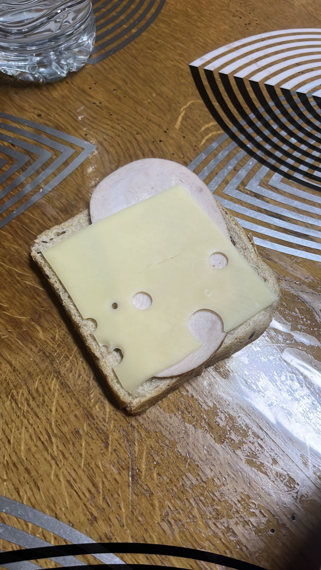 Tartine jambon fromage