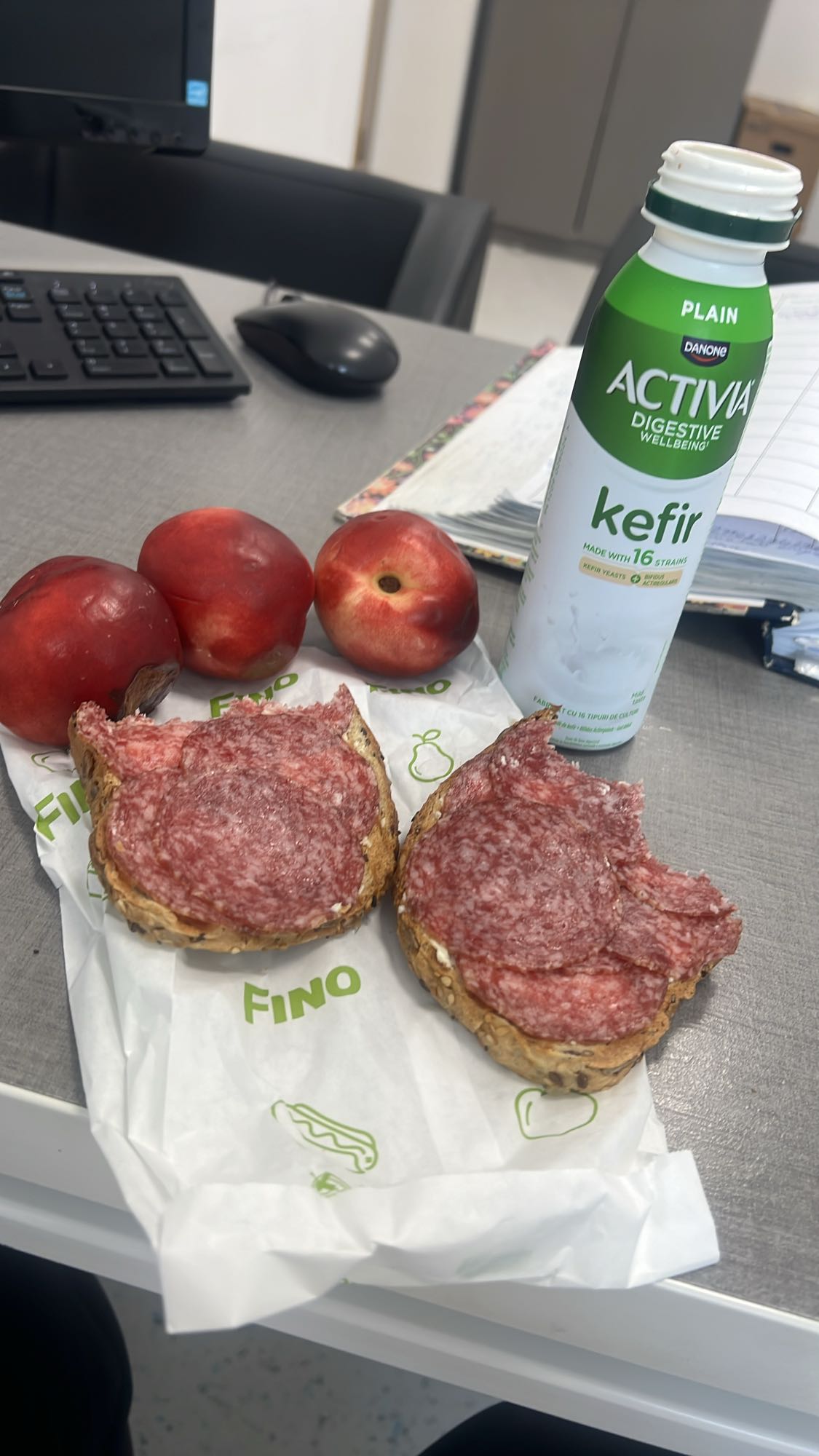 Gustare cu kefir si sandvis